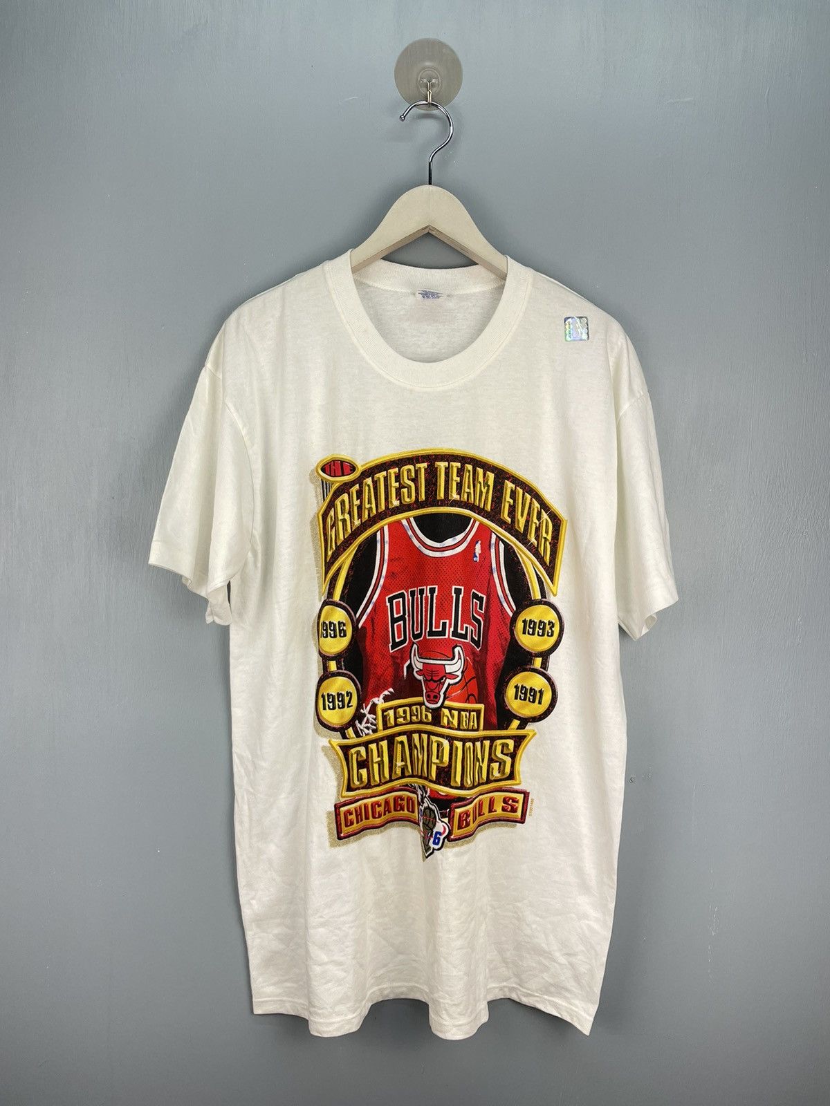 NBA Rare Vintage 90s Chicago Bulls 1996 Champions t shirt Size US L / EU 52-54 / 3 - 1 Thumbnail