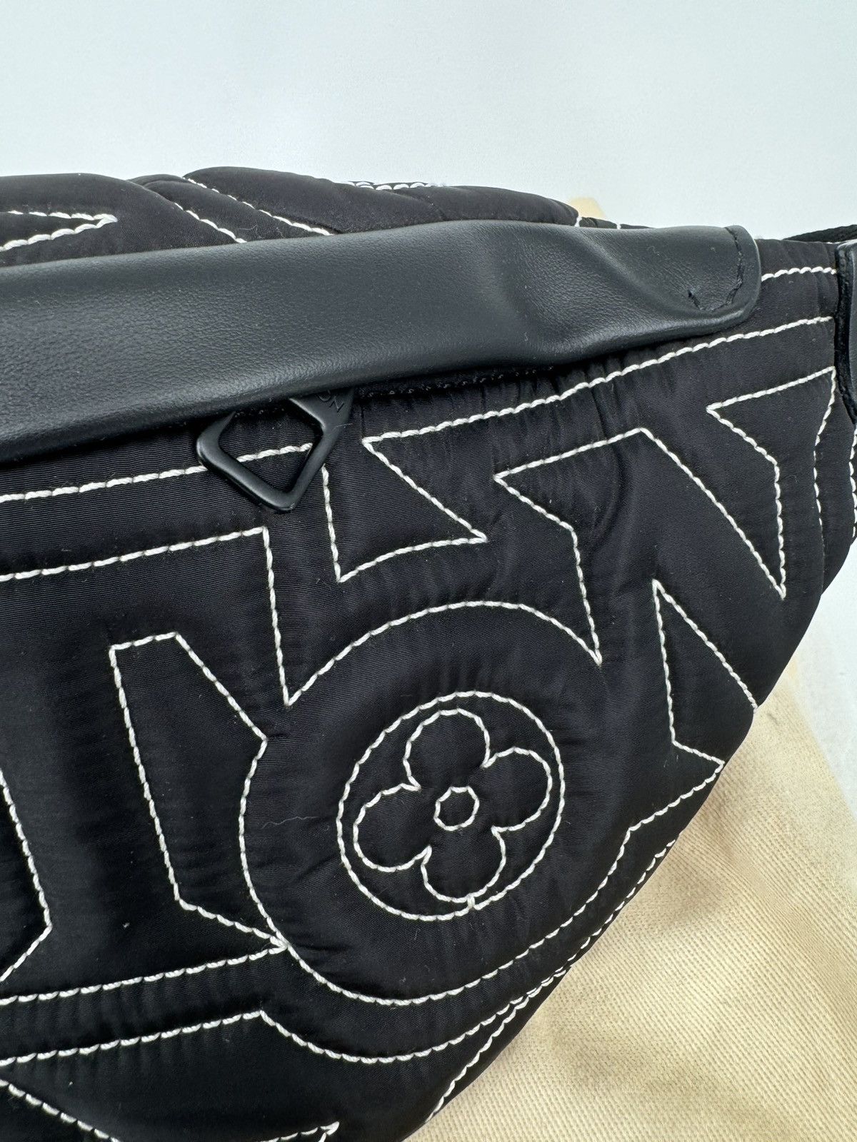 Louis Vuitton Louis Vuitton Waist Bag Size ONE SIZE - 2 Thumbnail