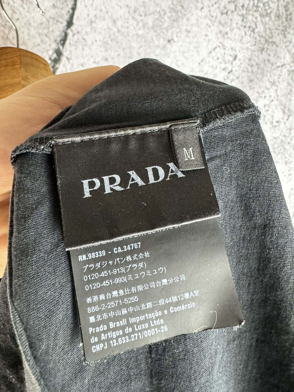 Prada Prada 2018 Embroidered Logo tshirt Size US M / EU 48-50 / 2 - 4 Thumbnail