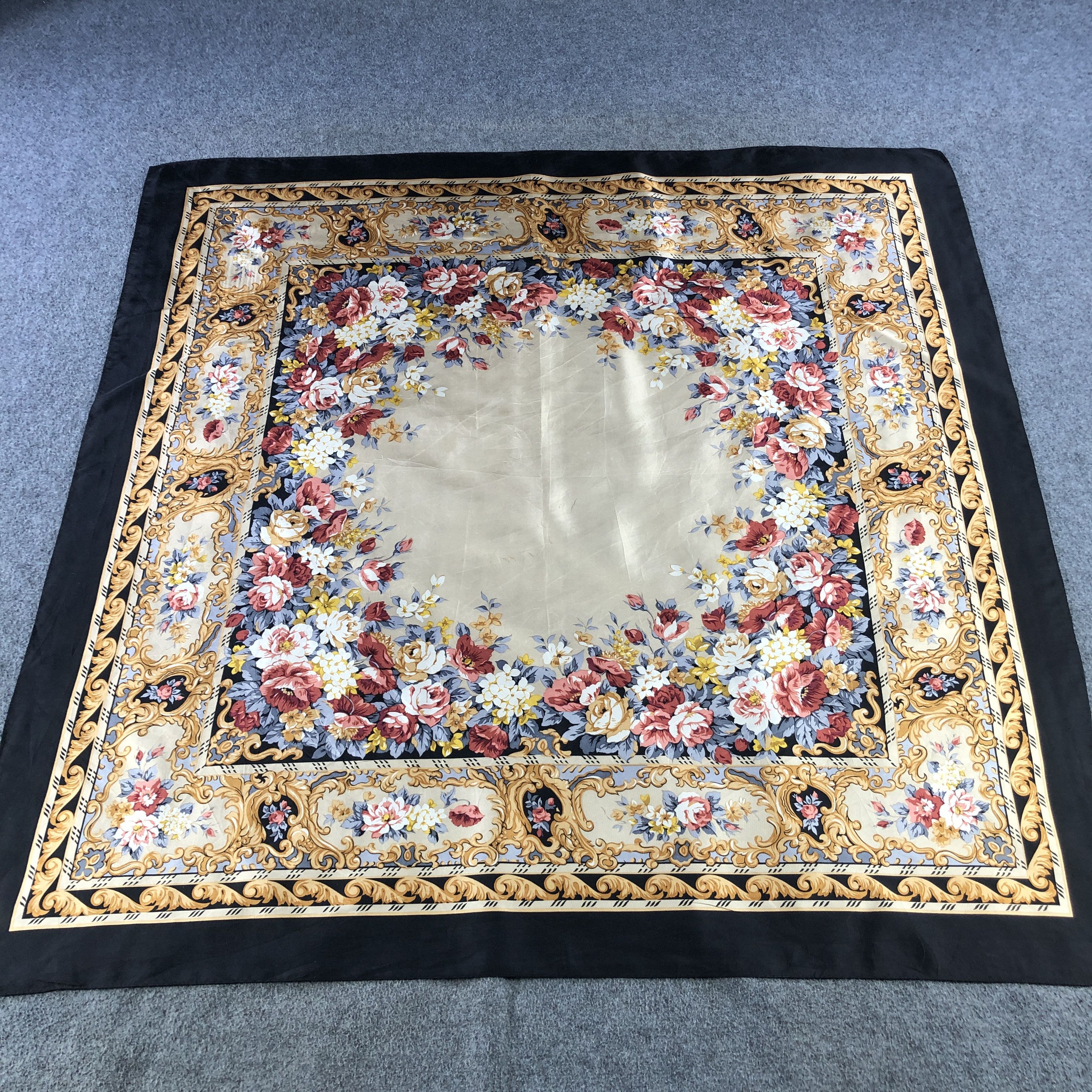 Japanese Brand Vintage Luxury Baroque Design Silk Scarf M1208 Size ONE SIZE - 2 Thumbnail