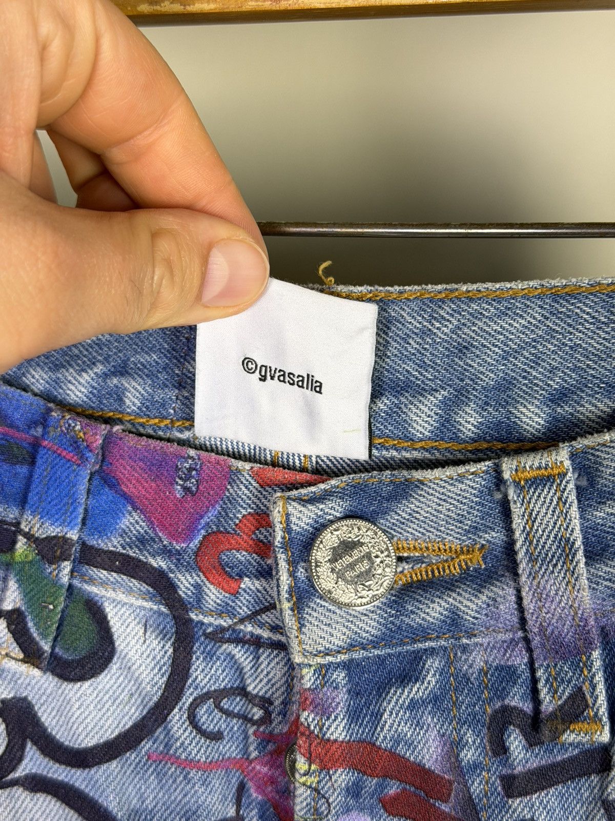 Vetements *RARE* DEMNA GVASALIA RUNWAY GRAFFITI DENIM SLIM FIT Size US 29 - 8 Thumbnail