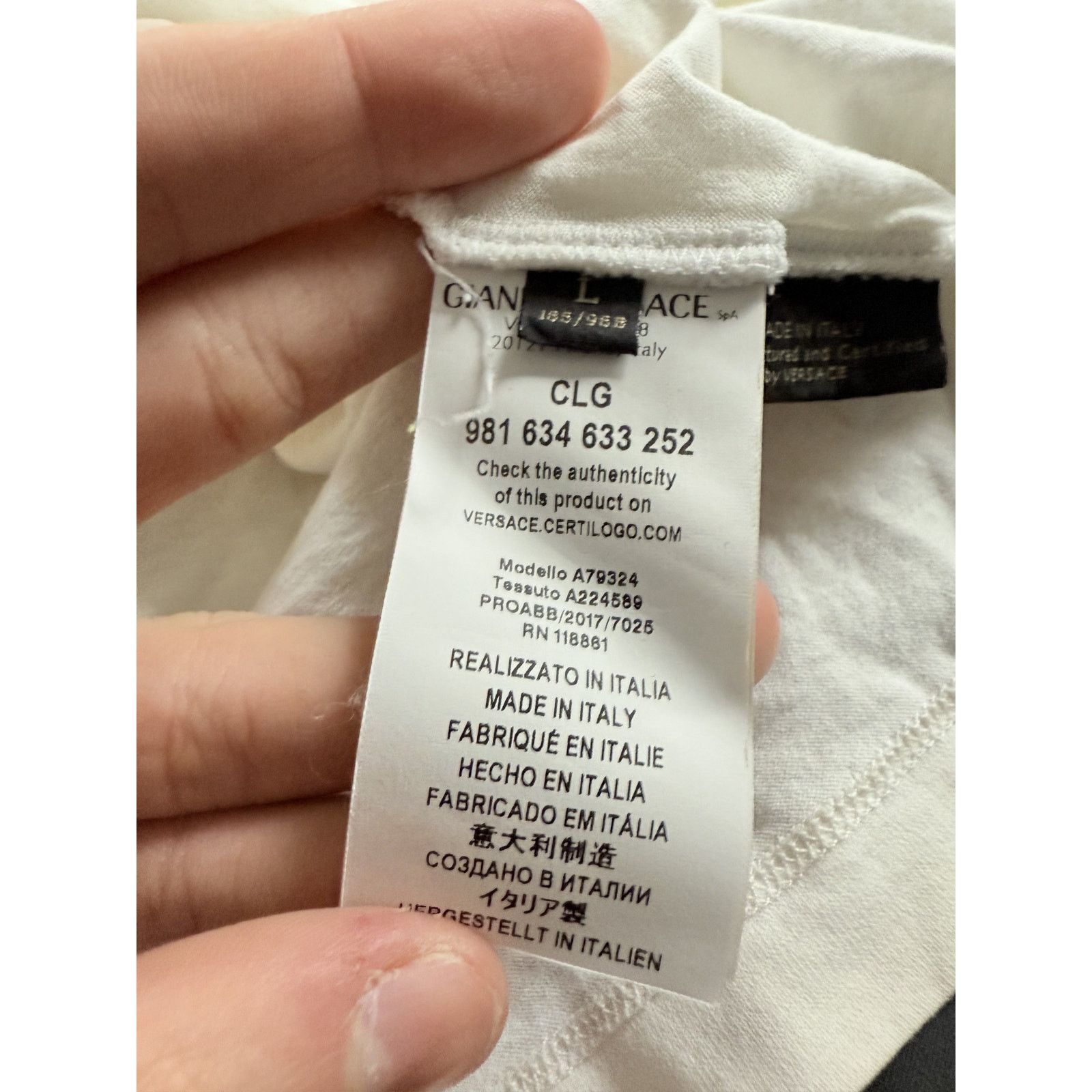 Versace Versace Tee White Used Large Size US L / EU 52-54 / 3 - 4 Thumbnail