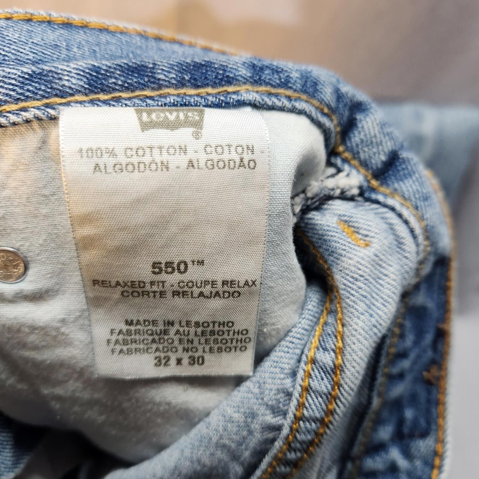 Levi's Levis 550 Relaxed Fit Light Wash Jeans 32x30 Blank Tab Size US 32 / EU 48 - 10 Thumbnail