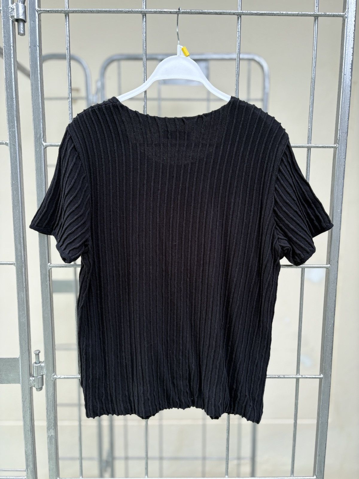 Comme des Garcons Comme des Garcons pleated black T-shirt Size US M / EU 48-50 / 2 - 10 Thumbnail