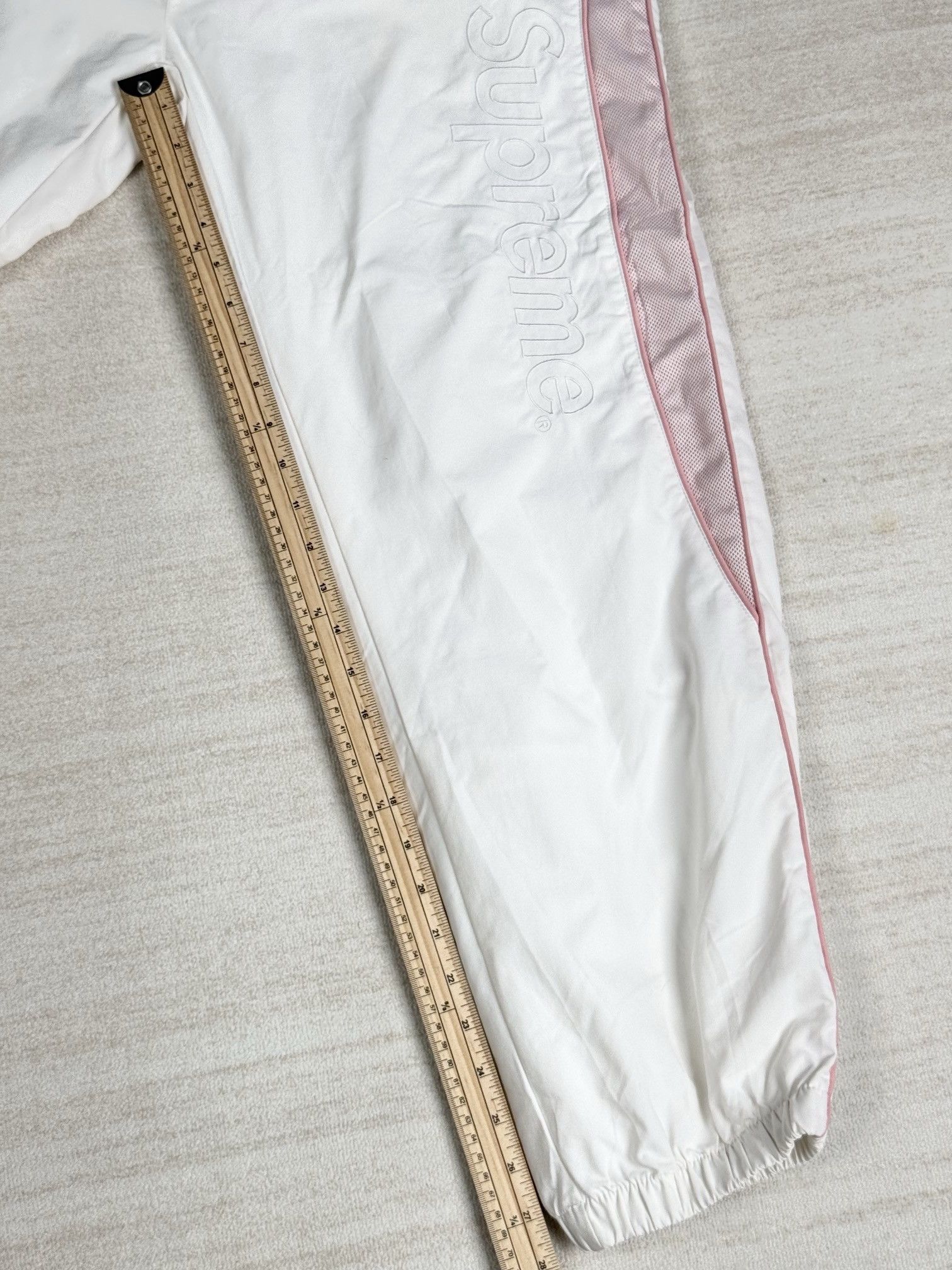 Supreme supreme aoi glow-in-the-dark track pant Size US 30 / EU 46 - 14 Thumbnail
