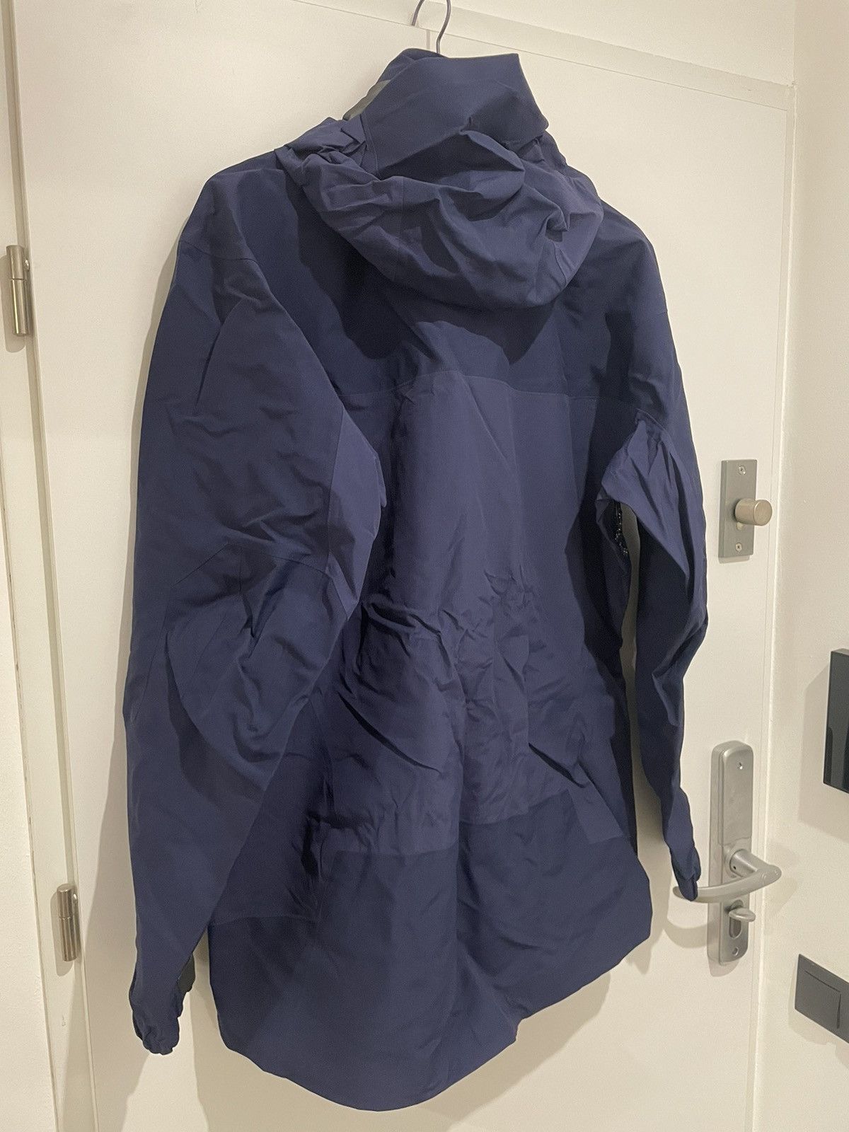 Arc'teryx Arcteryx Theta AR 24KT Dark Blue Purple Beta AR 2000s Size US L / EU 52-54 / 3 - 3 Thumbnail