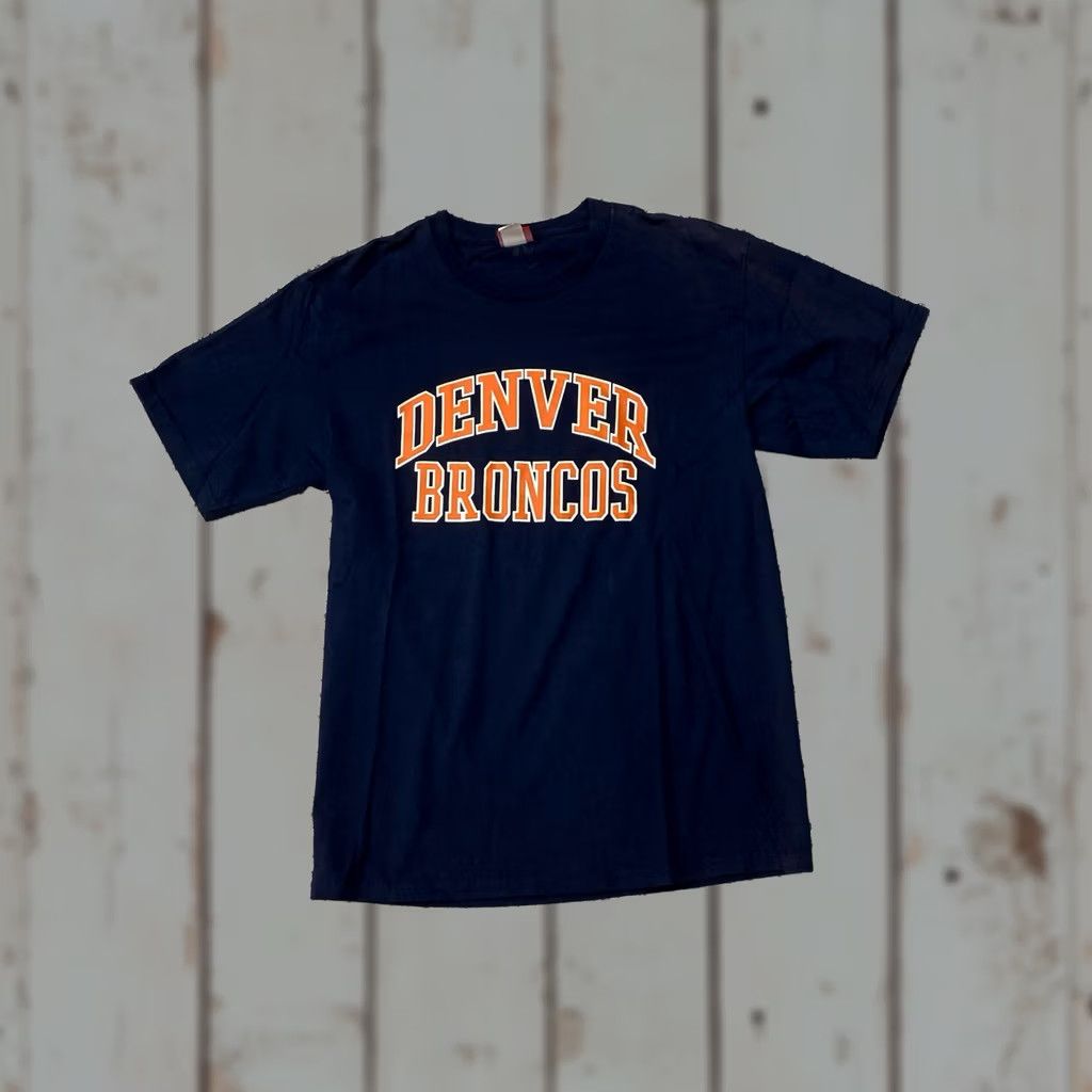 NFL VINTAGE NFL Broncos Denver NFL Football Large Print Logo T-Shirt Sz Large Mens Blue Crew Ne**ck Short Sleeve Logo Large** Size US L / EU 52-54 / 3 - 1 Thumbnail
