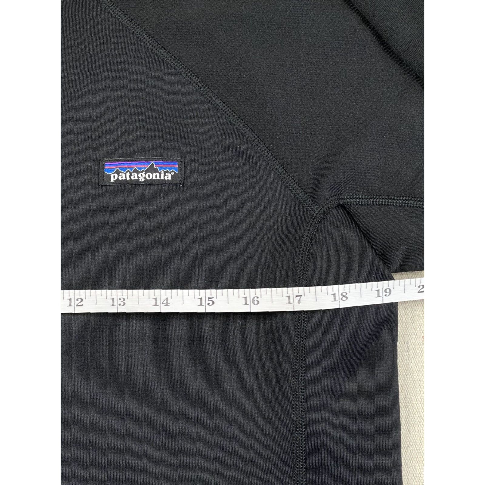 Patagonia Patagonia Womens Jacket Zip Fleece Pullover Mid-Length Black Size M 1/4 Zip Winter Fall Logo Windbreaker Size M / US 6-8 / IT 42-44 - 6 Thumbnail