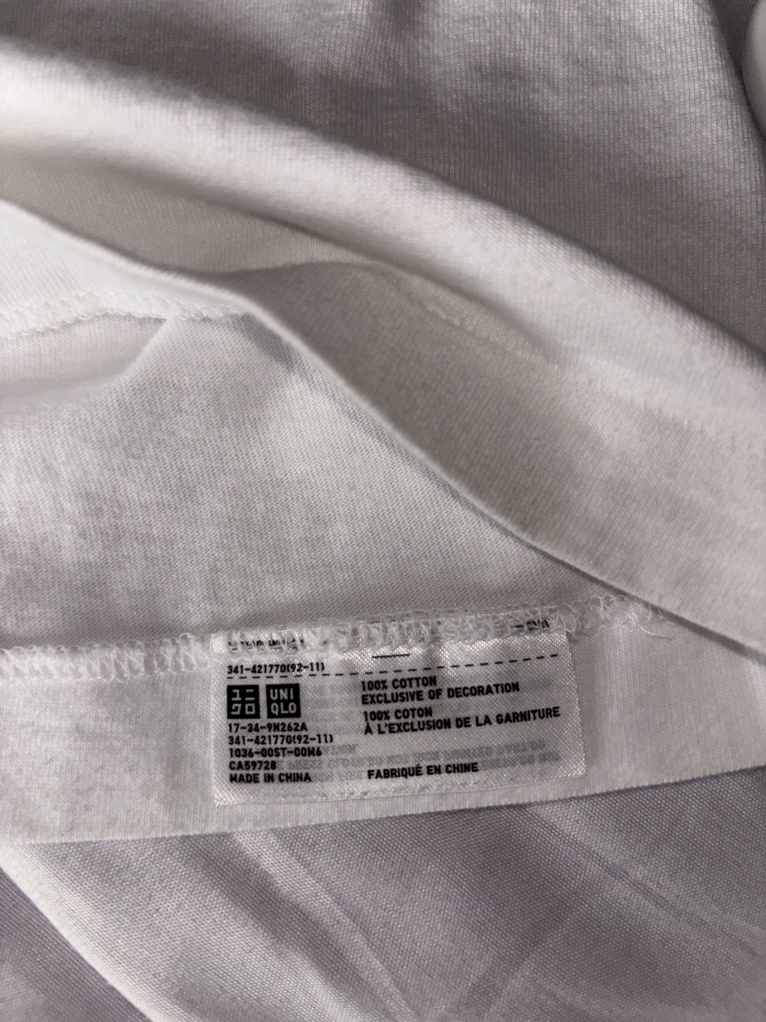 Kaws × Uniqlo KAWS x Uniqlo T-shirt SS2019 Collaboration Size US S / EU 44-46 / 1 - 4 Thumbnail