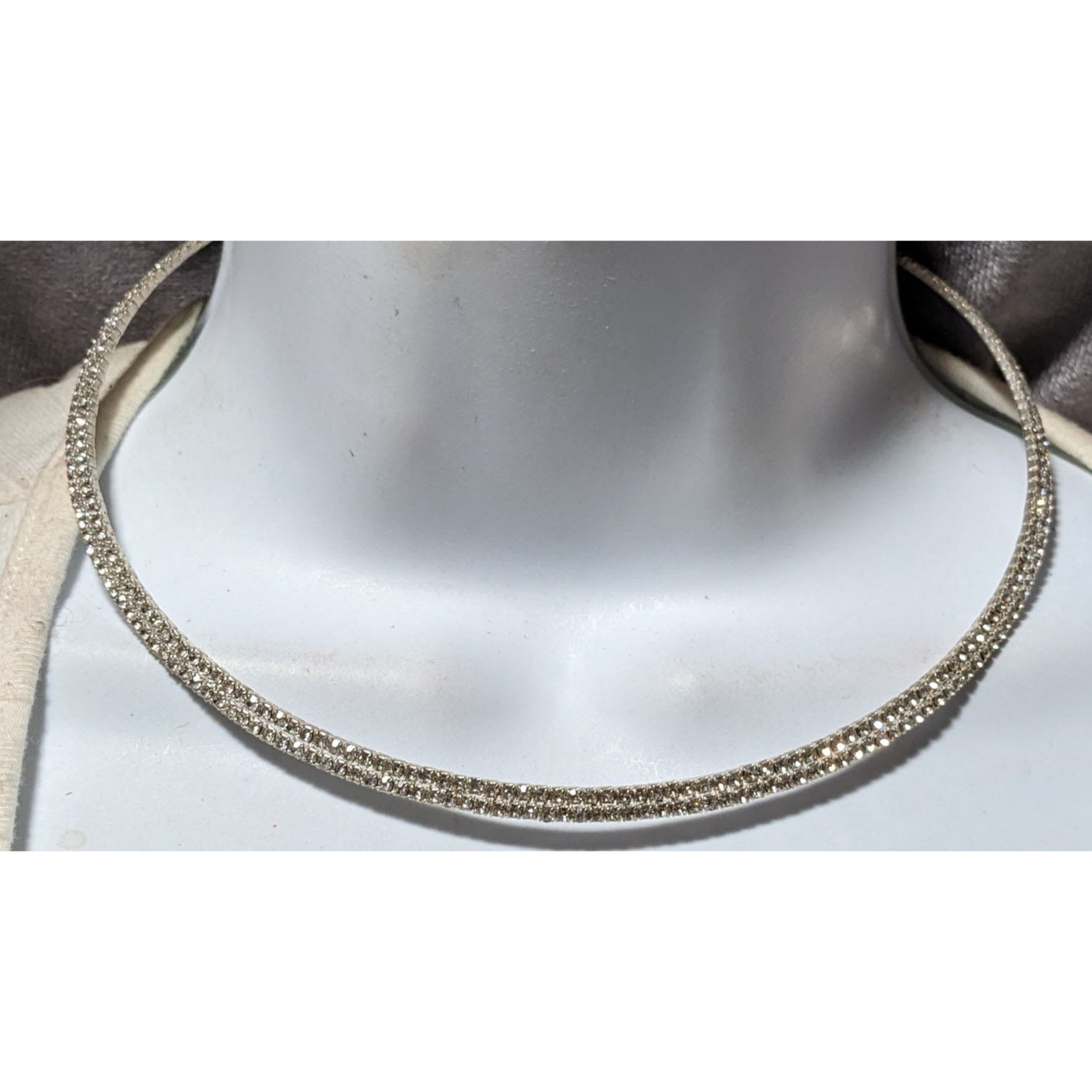 Other Claire's Y2K Silver Rhinestone Collar Necklace Size ONE SIZE - 6 Thumbnail