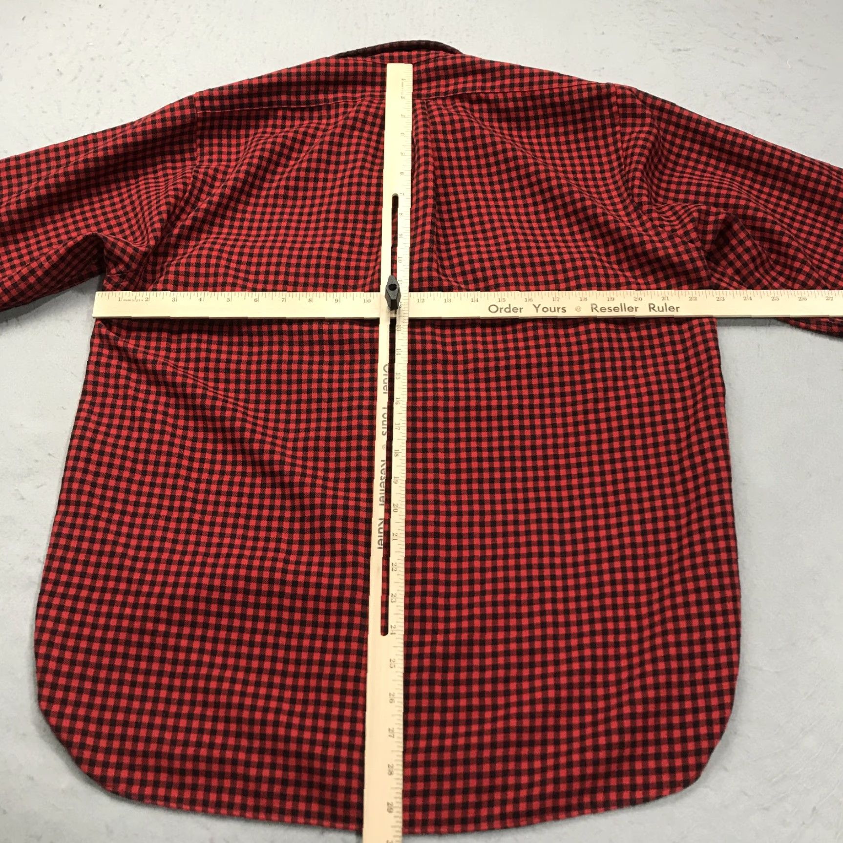Vintage VINTAGE L.L. Bean Shirt Mens M 15 15 1/2 Red Black Buffalo Plaid Flannel 90s Size US M / EU 48-50 / 2 - 7 Thumbnail