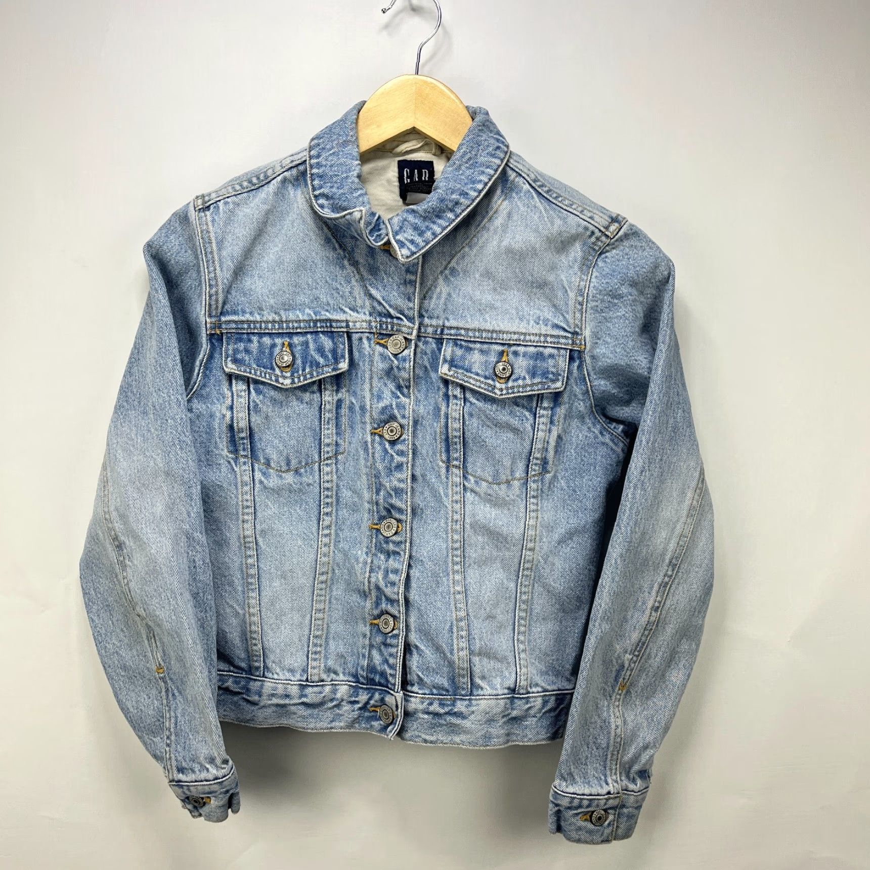 Gap VINTAGE Gap Denim Jacket Light Wash Womens S Blue Denim Jacket Retro Y2K Womens Jacket Size S / US 4 / IT 40 - 2 Thumbnail