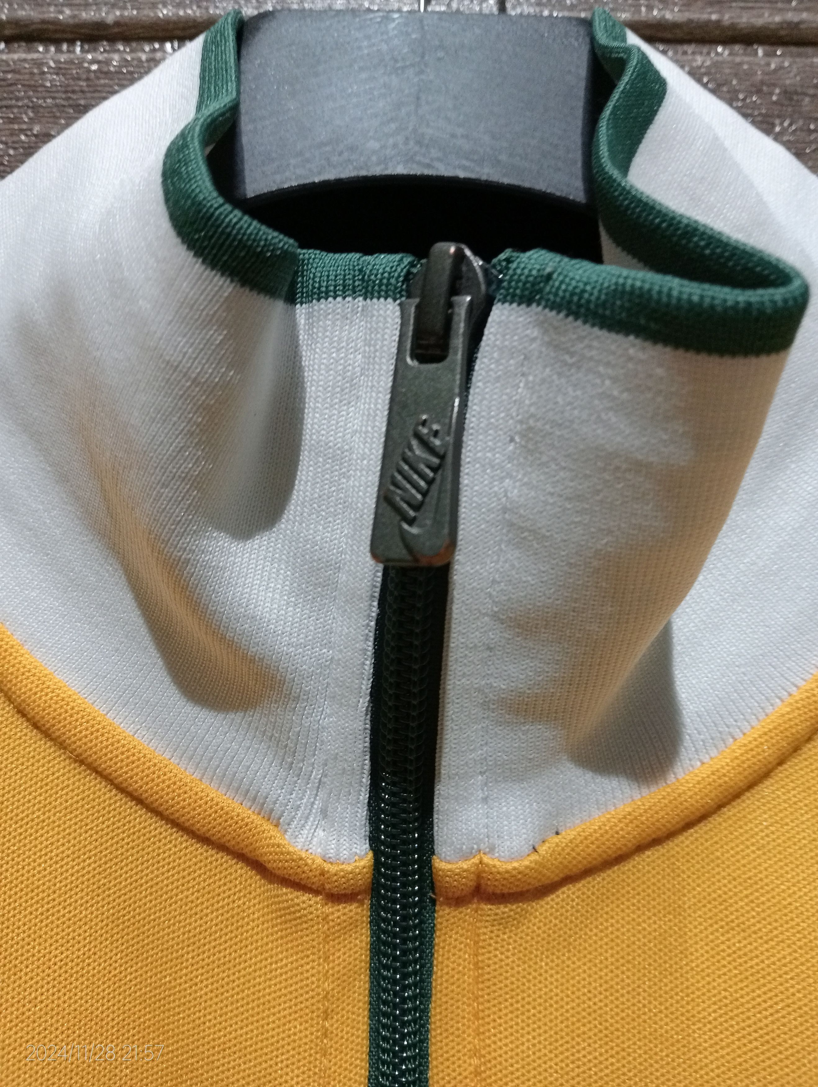 Nike Vintage Nike Australia Anthem Football Jacket Very Rare Size US XL / EU 56 / 4 - 12 Thumbnail
