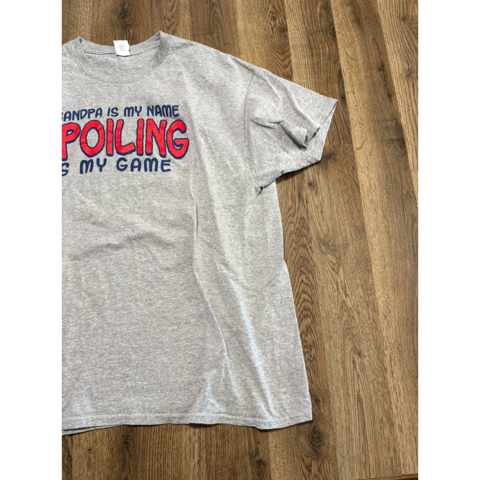 Gildan Gildan Shirt Mens XL Grey Red Blue "Grandpa is my name spoiling is my game" - T-Shirt - Regular - Cotton - Crew Neck - Short Sleeve - Gray - Men Size US XL / EU 56 / 4 - 4 Thumbnail