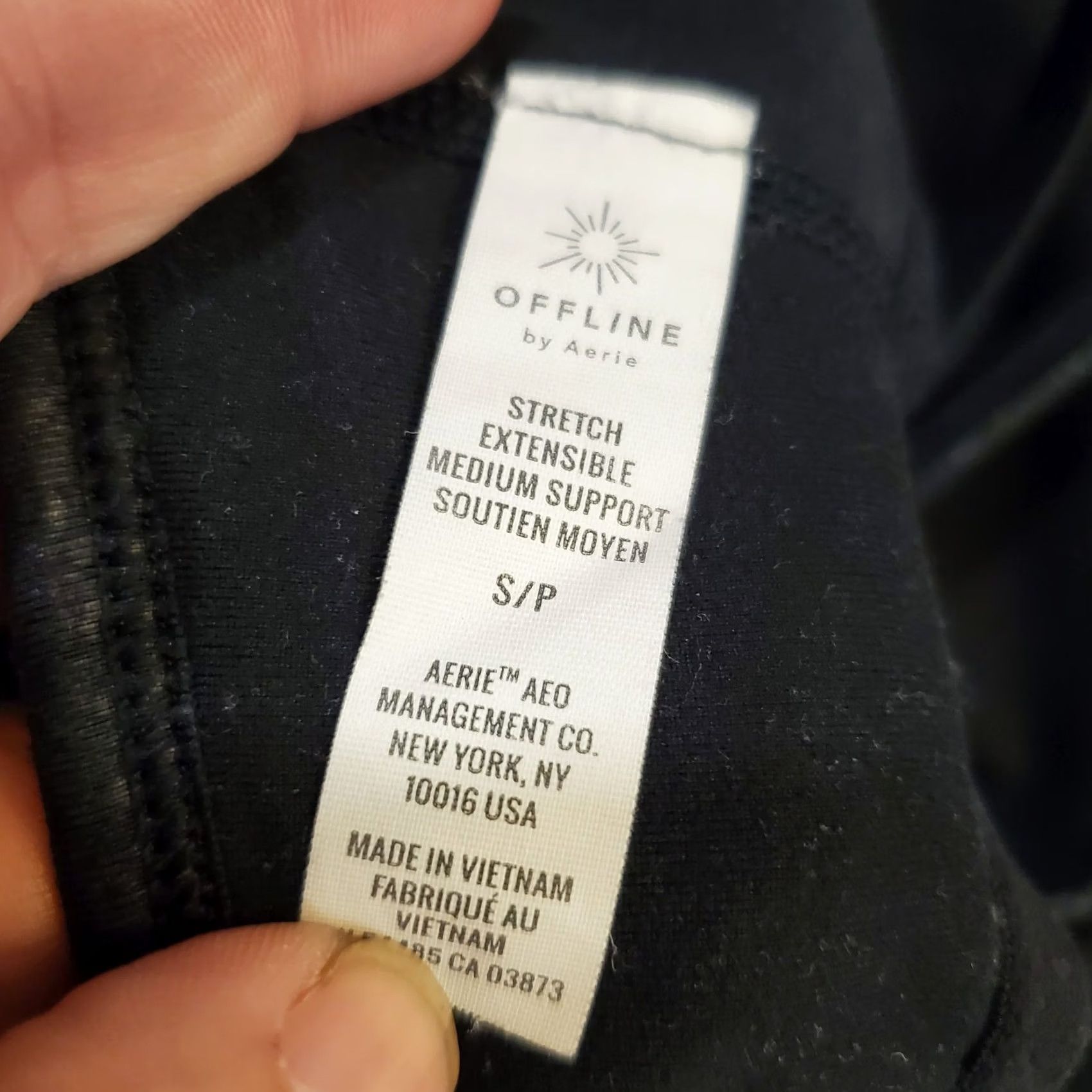 Vintage Aerie The Hugger Black Cotton Razorback Crop Tank Shirt Women's Small Racerback Built-In Bra Sleeveless Activewear Size S / US 4 / IT 40 - 6 Thumbnail