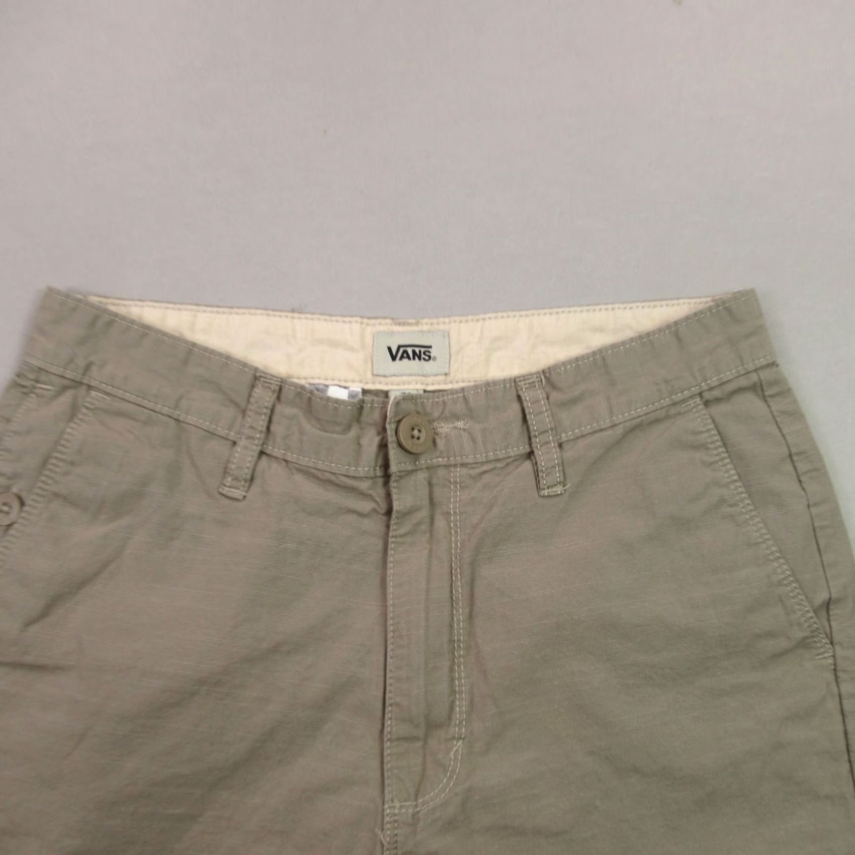 Vans Vans Shorts Mens 28 Pockets Button Lightweight Outdoors Chino Beige Size US 28 / EU 44 - 2 Thumbnail