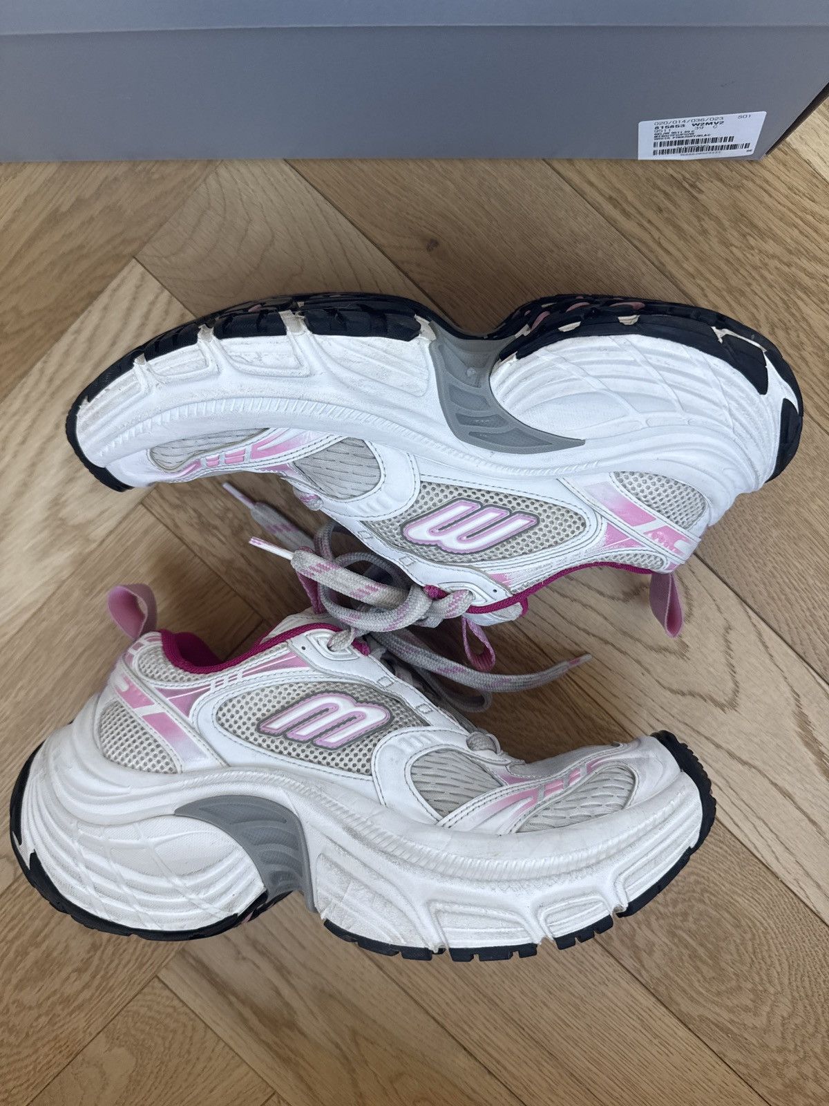 Balenciaga Balenciaga 6XL White&Pink Size US 9 / IT 39 - 1 Thumbnail