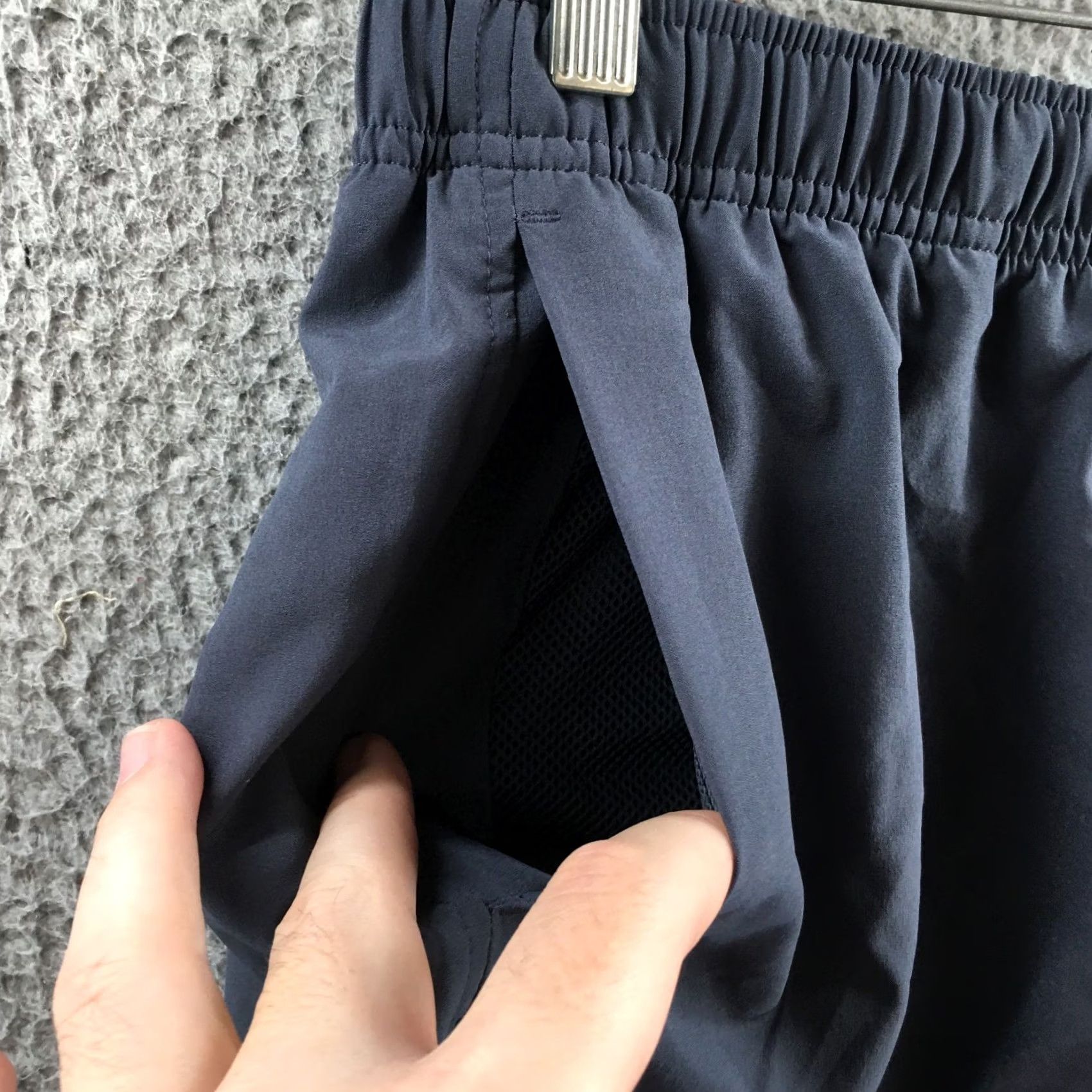 H&M H&M Move Shorts Womens Small Navy Regular Waist Athletic Training Pockets NEW Size 28" / US 6 / IT 42 - 4 Thumbnail