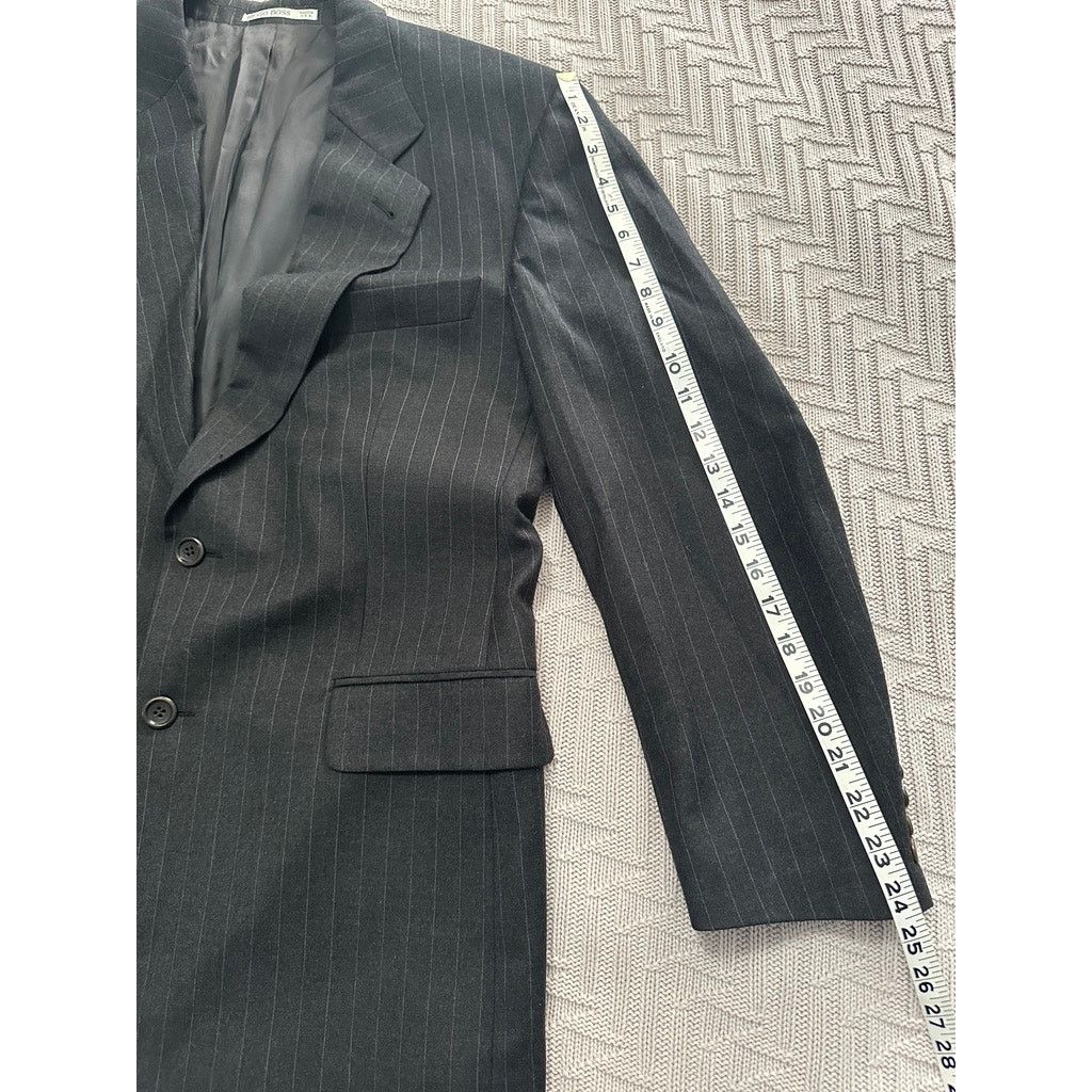 Hugo Boss Hugo Boss gray pinstripe wool two button blazer size 40R Size 40R - 8 Thumbnail