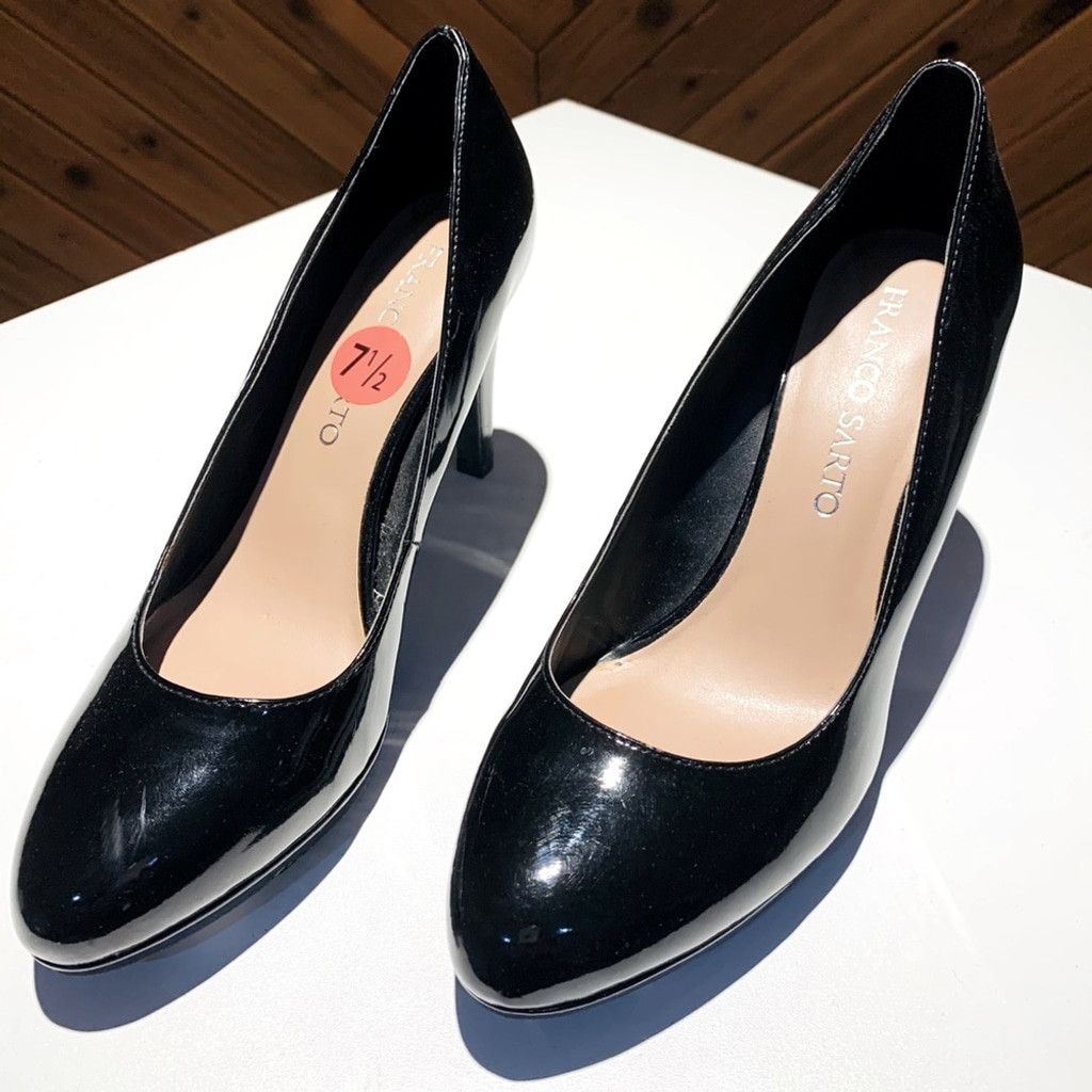 Franco Sarto 💰💰SALE💰💰 Franco Sarto black patent size 7.5 Size US 7.5 / IT 37.5 - 1 Thumbnail