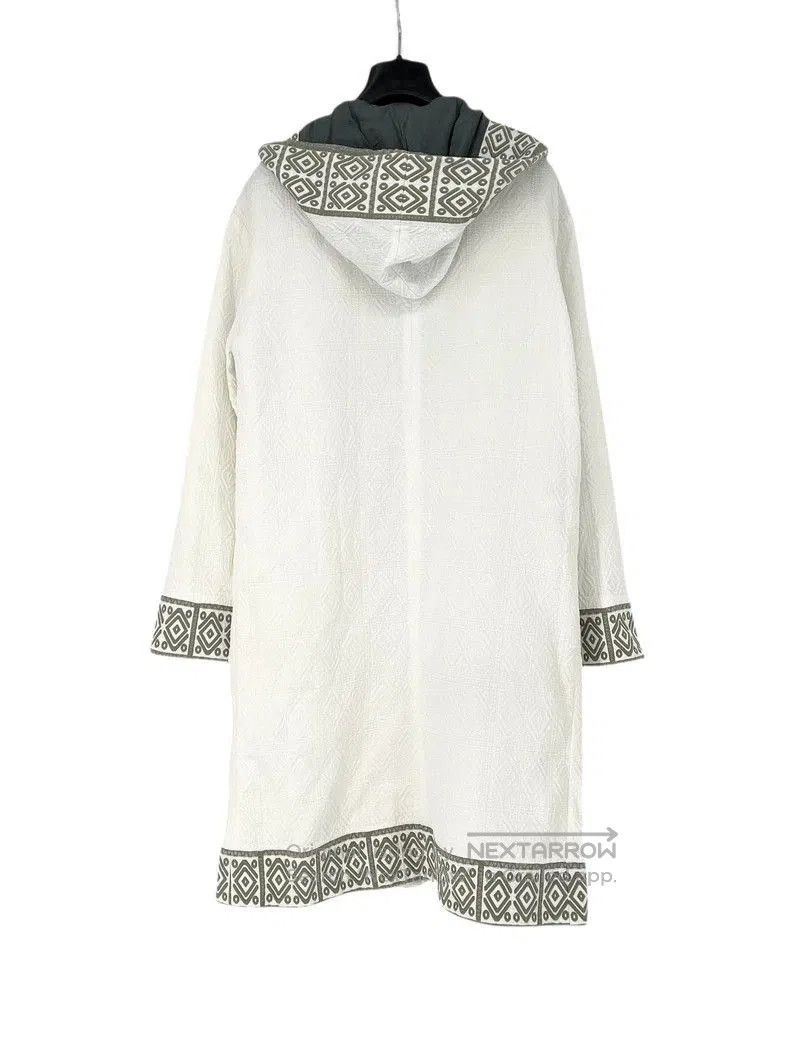 Fendi FENDI Embroidered Relief Coat. Size US XL / EU 56 / 4 - 3 Thumbnail