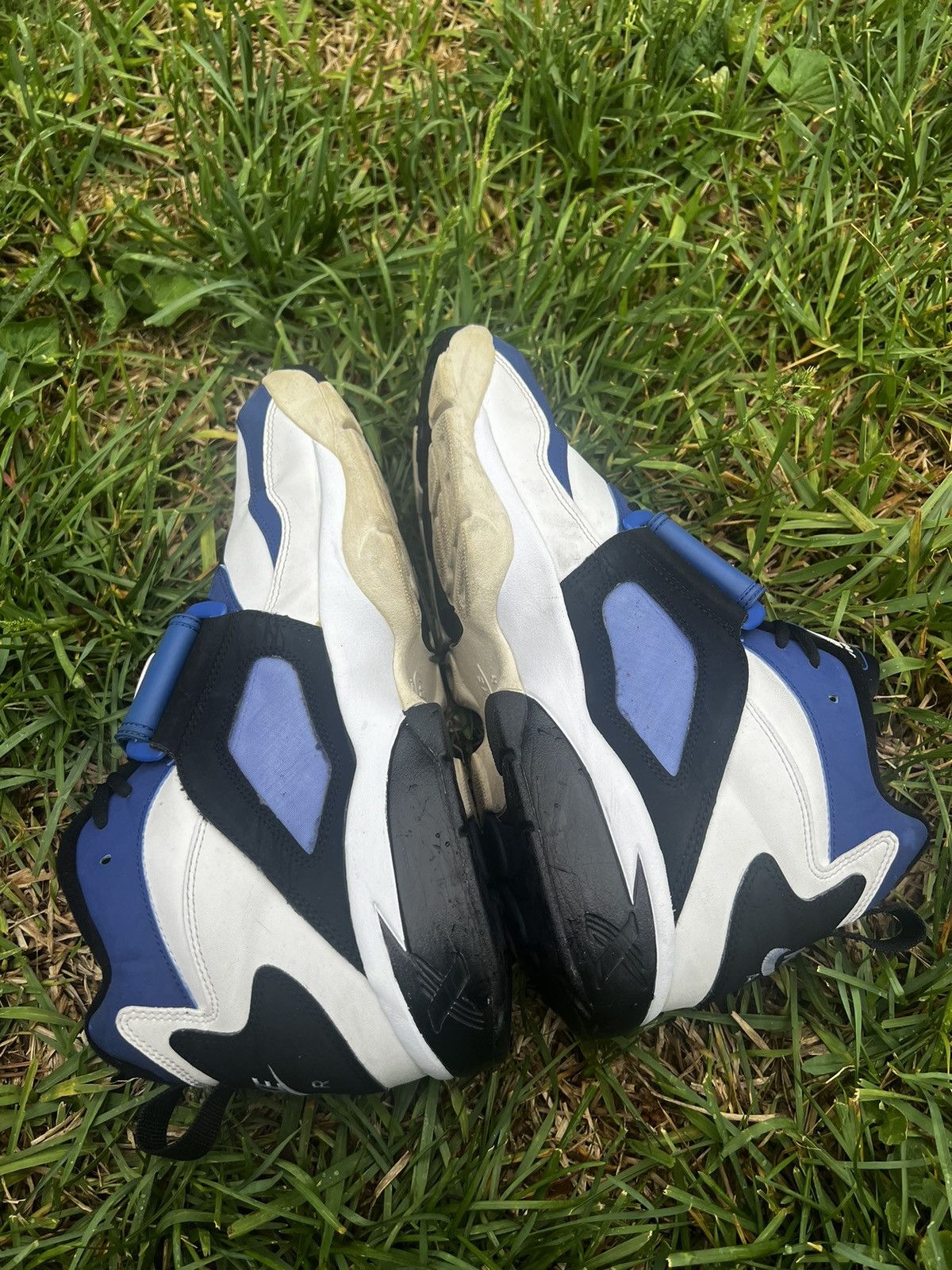 Nike RARE Nike Air Max Diamond Turf Size 12 Royal Blue shoes Size US 12 / EU 45 - 7 Thumbnail
