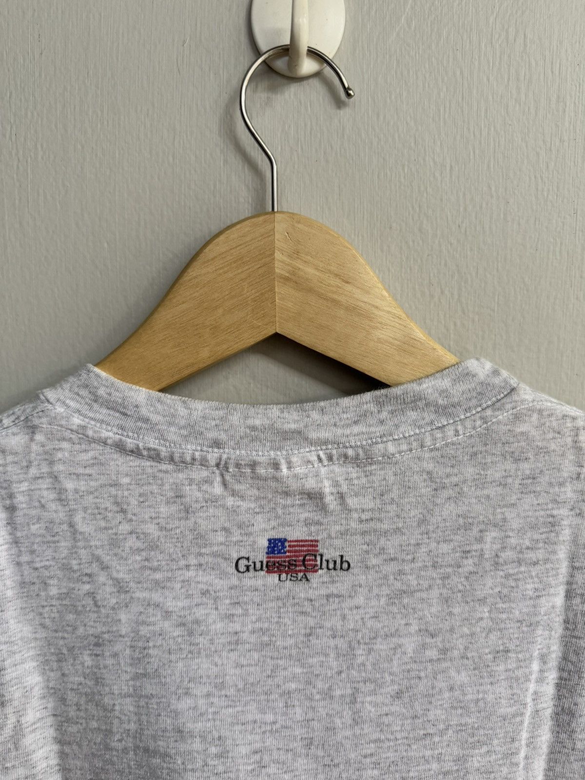 Guess VINTAGE GUESS CLUB USA T SHIRT Size US M / EU 48-50 / 2 - 5 Thumbnail