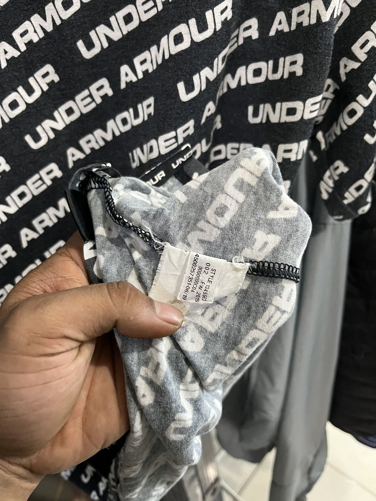 Under Armour aov under armour short sleeved t-shirts Size US L / EU 52-54 / 3 - 3 Thumbnail