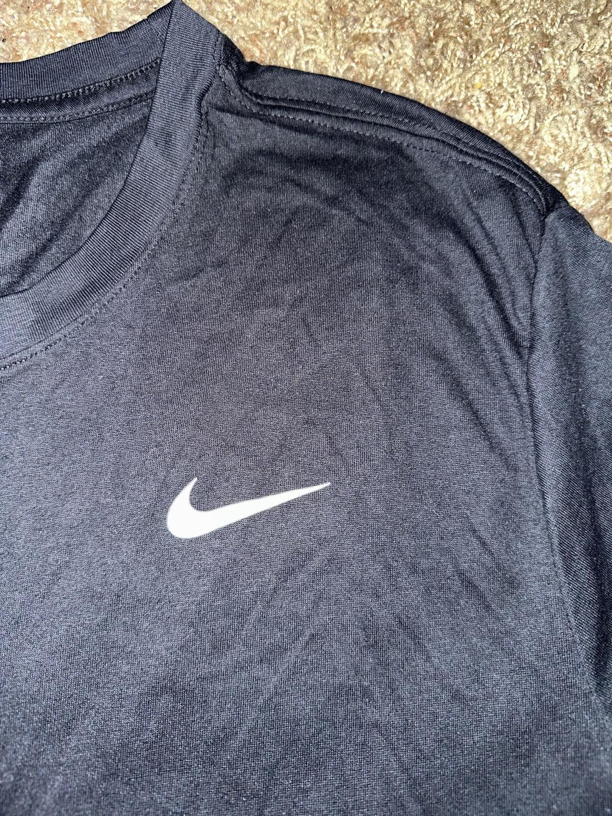 Nike Nike Men's Dri-FIT Fitness Training Short Sleeve T-Shirt Size US XXL / EU 58 / 5 - 3 Thumbnail