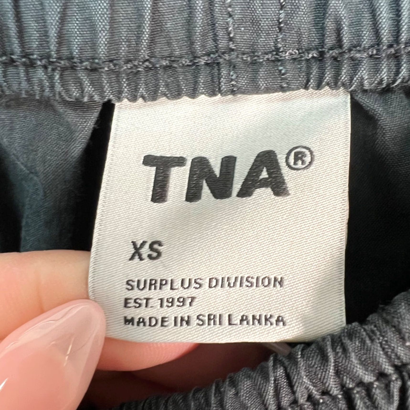 TNA TNA Surplus Division Womens XS Black Nylon-Cotton Wide Leg Cargo Pants Shirt? Size 26" / US 2 / IT 38 - 3 Thumbnail
