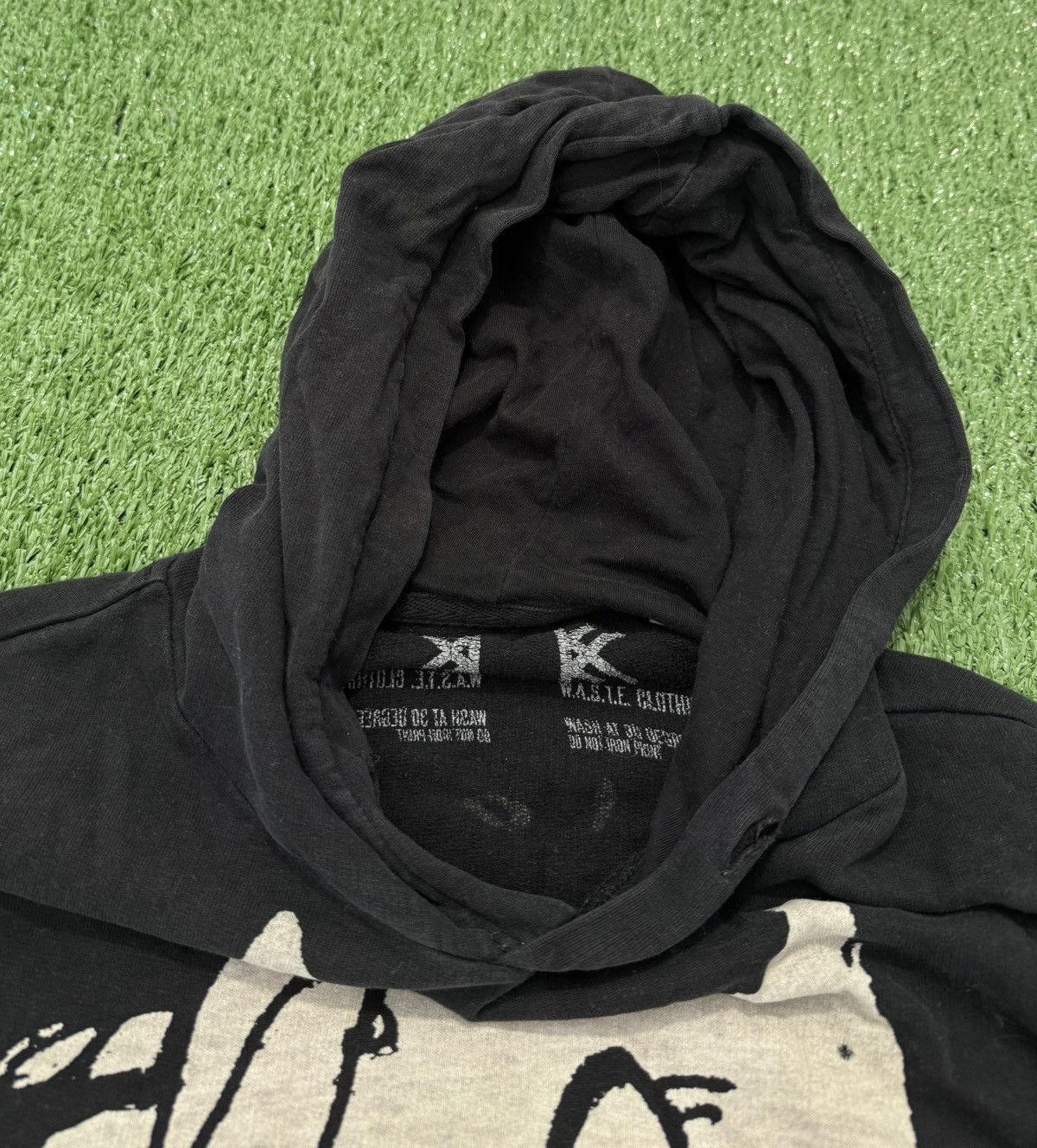 Vintage Radiohead Minotaur Hoodie Merch Rare Vintage Rock Band Size US M / EU 48-50 / 2 - 5 Thumbnail