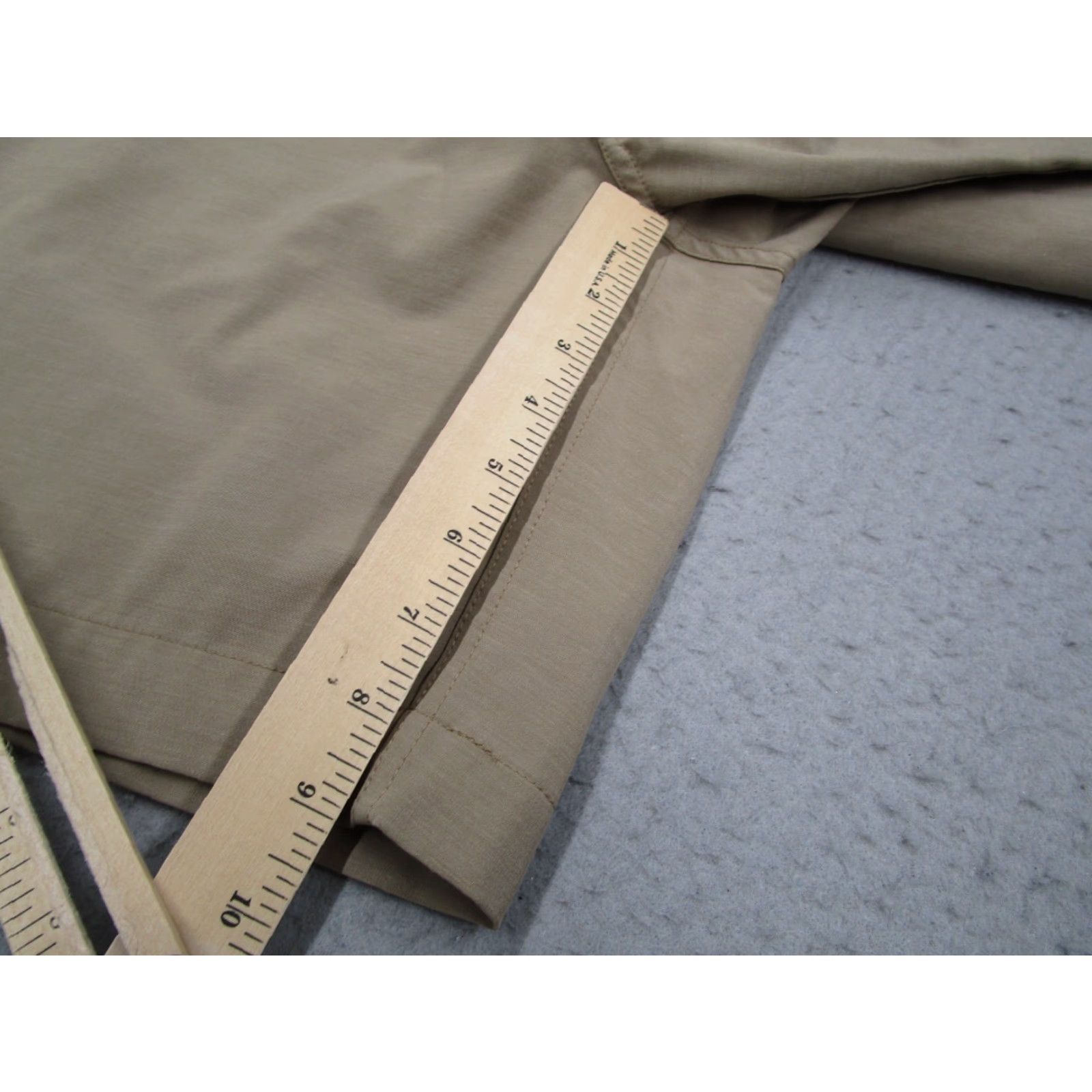 Faherty Faherty All Day Shorts Mens 30 Beige 9" Casual Hybrid Beach Travel Walk Golf Size US 30 / EU 46 - 4 Thumbnail
