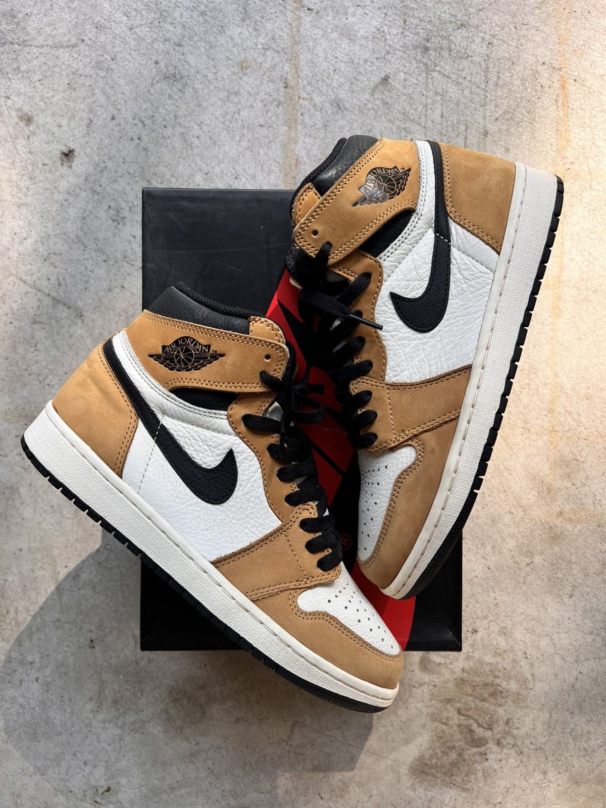 Jordan Brand Jordan 1 Rookie of the Year Size US 8.5 / EU 41-42 - 1 Thumbnail