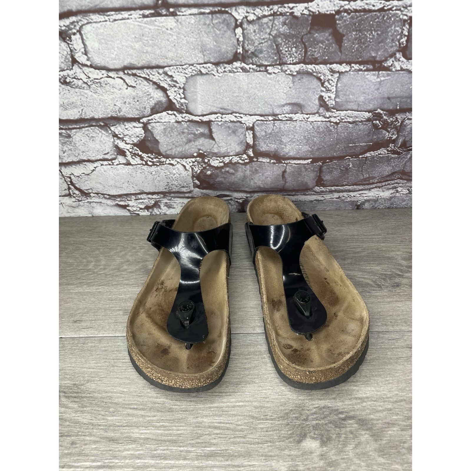 Birkenstock BIRKENSTOCK Gizeh Black Patent Leather Thong Cork Sandals Wo Size US 6.5 / IT 36.5 - 11 Thumbnail