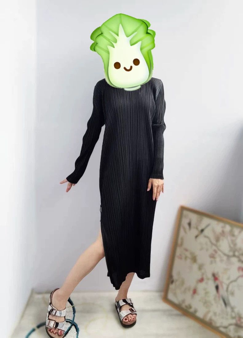 Issey Miyake Issey Miyake size:2 Black pleated side dress with zipper Size M / US 6-8 / IT 42-44 - 4 Thumbnail