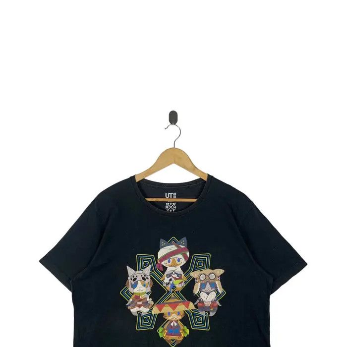 Uniqlo MONSTER HUNTER x UNIQLO Video Fantasy Game Tee Shirt Size US XL / EU 56 / 4 - 2 Thumbnail