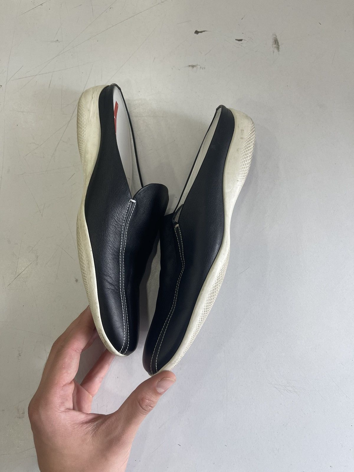 Designer × Prada × Vintage Prada 2000s vintage leather mules flats Size US 7 / IT 37 - 4 Thumbnail
