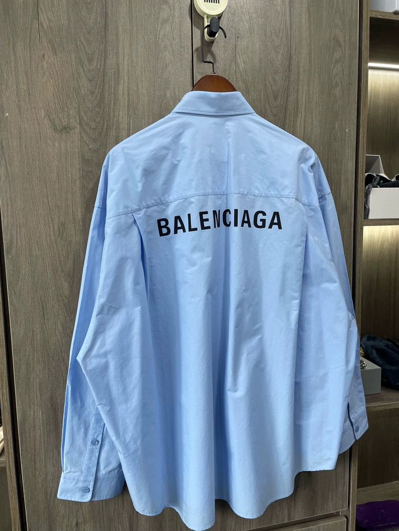 Balenciaga Balenciaga Back Printed Solid Color Long Sleeve Shirt Size US S / EU 44-46 / 1 - 8 Thumbnail