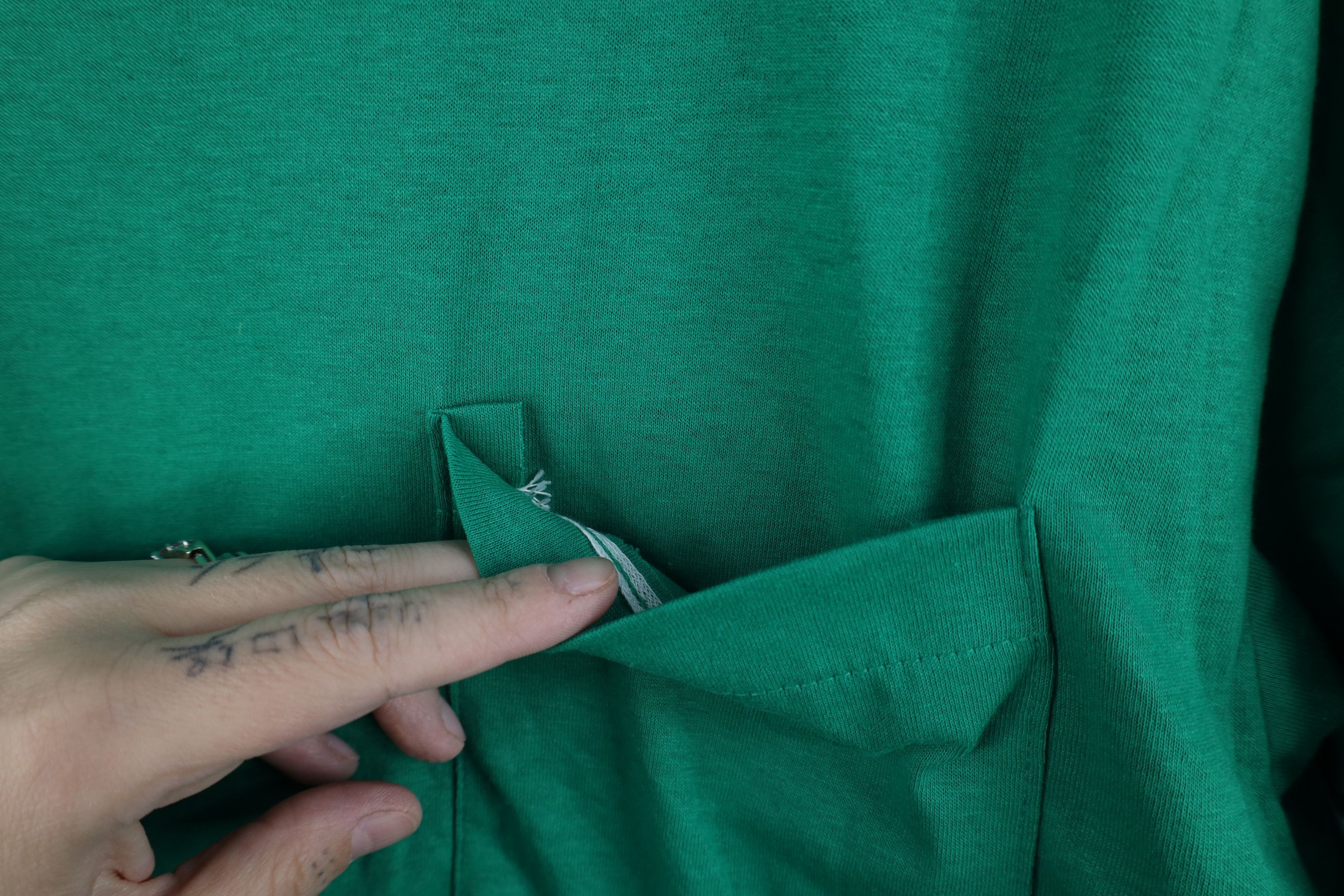 Vintage Vintage 90s Streetwear Short Sleeve Pocket T-Shirt Kelly Size US L / EU 52-54 / 3 - 4 Thumbnail