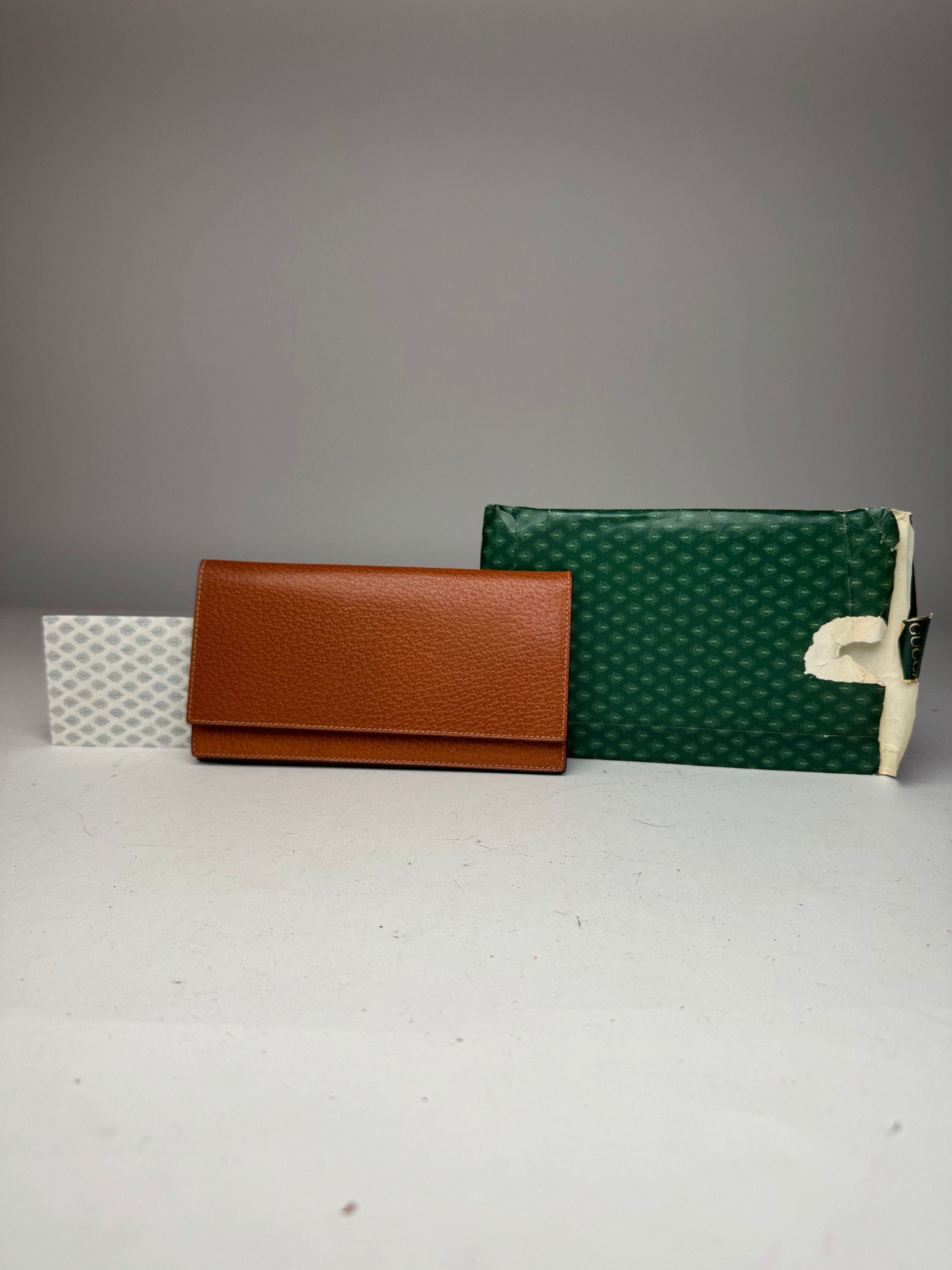 Gucci Vintage 70s Leather Card Holder / ID Case brown Size ONE SIZE - 1 Thumbnail