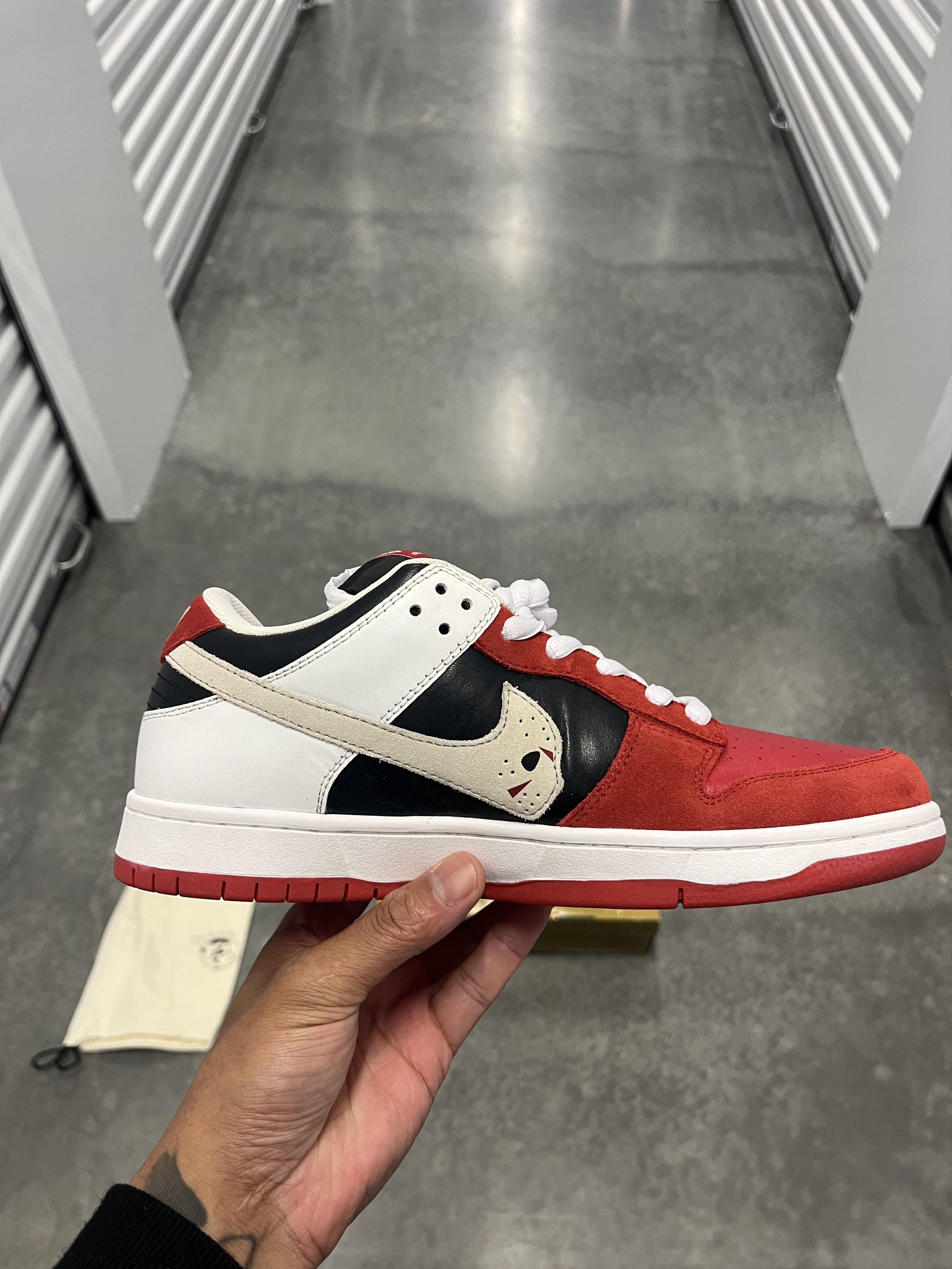 Warren Lotas Warren Lotas Jason SB Dunk Low Red sz 8 Size US 8 / EU 41 - 10 Thumbnail