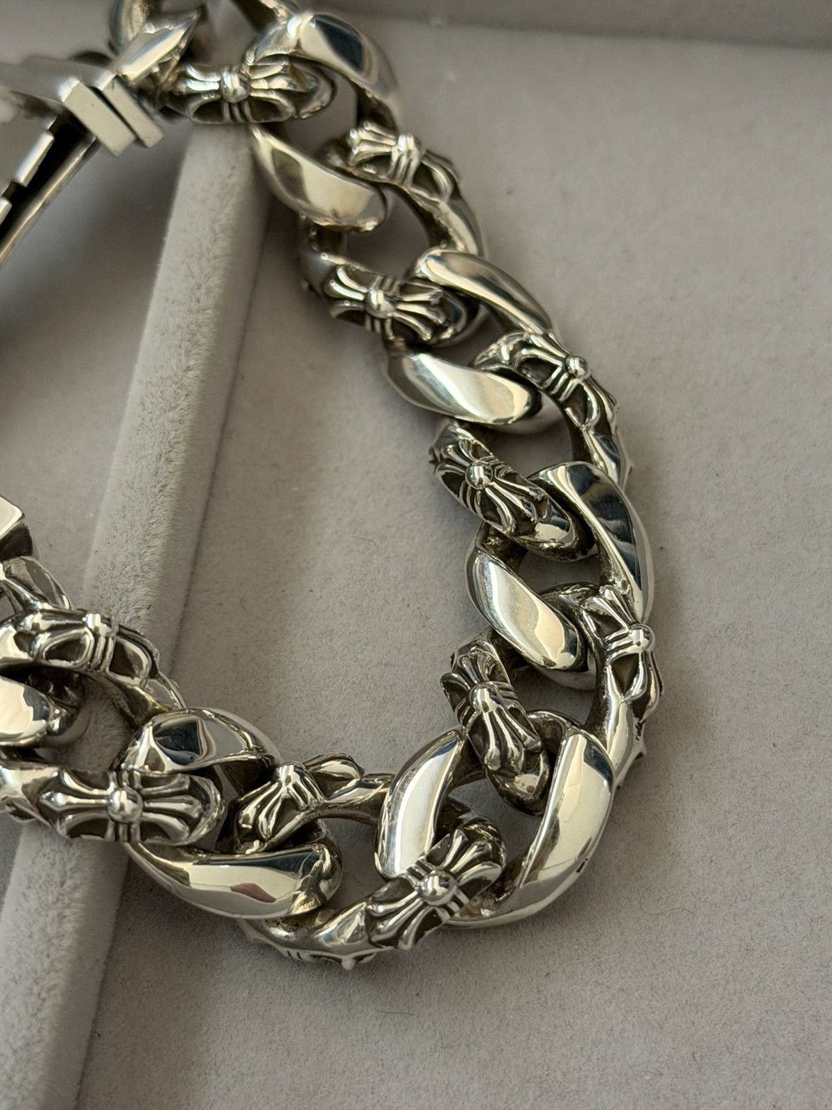 Chrome Hearts Chrome Hearts Floral Cross Fancy Link ID Bracelet Size ONE SIZE - 4 Thumbnail