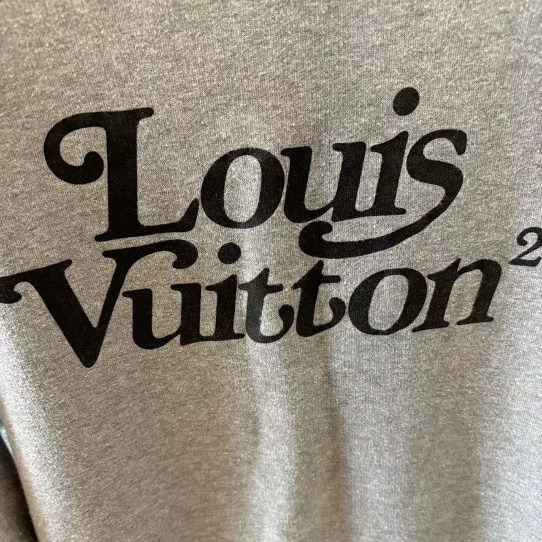 Louis Vuitton Louis Vuitton Grey Pullover Sweatshirt Size US XS / EU 42 / 0 - 4 Thumbnail