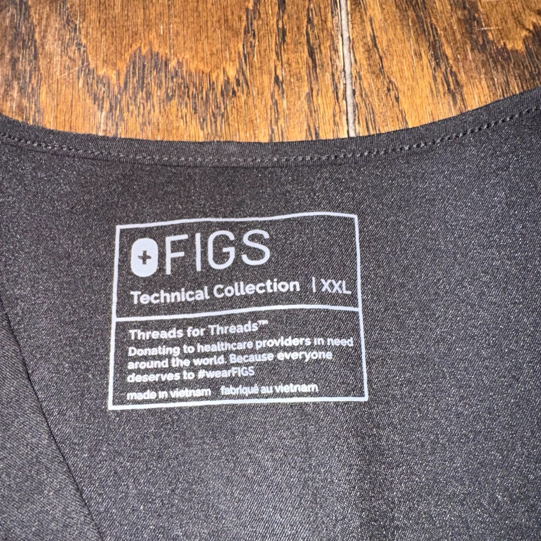 Vintage FIGS Catarina One Pocket Scrub Top Black Womens XXL FW1000 Scrub Top Size XXL / US 16-18 / IT 52-54 - 2 Thumbnail