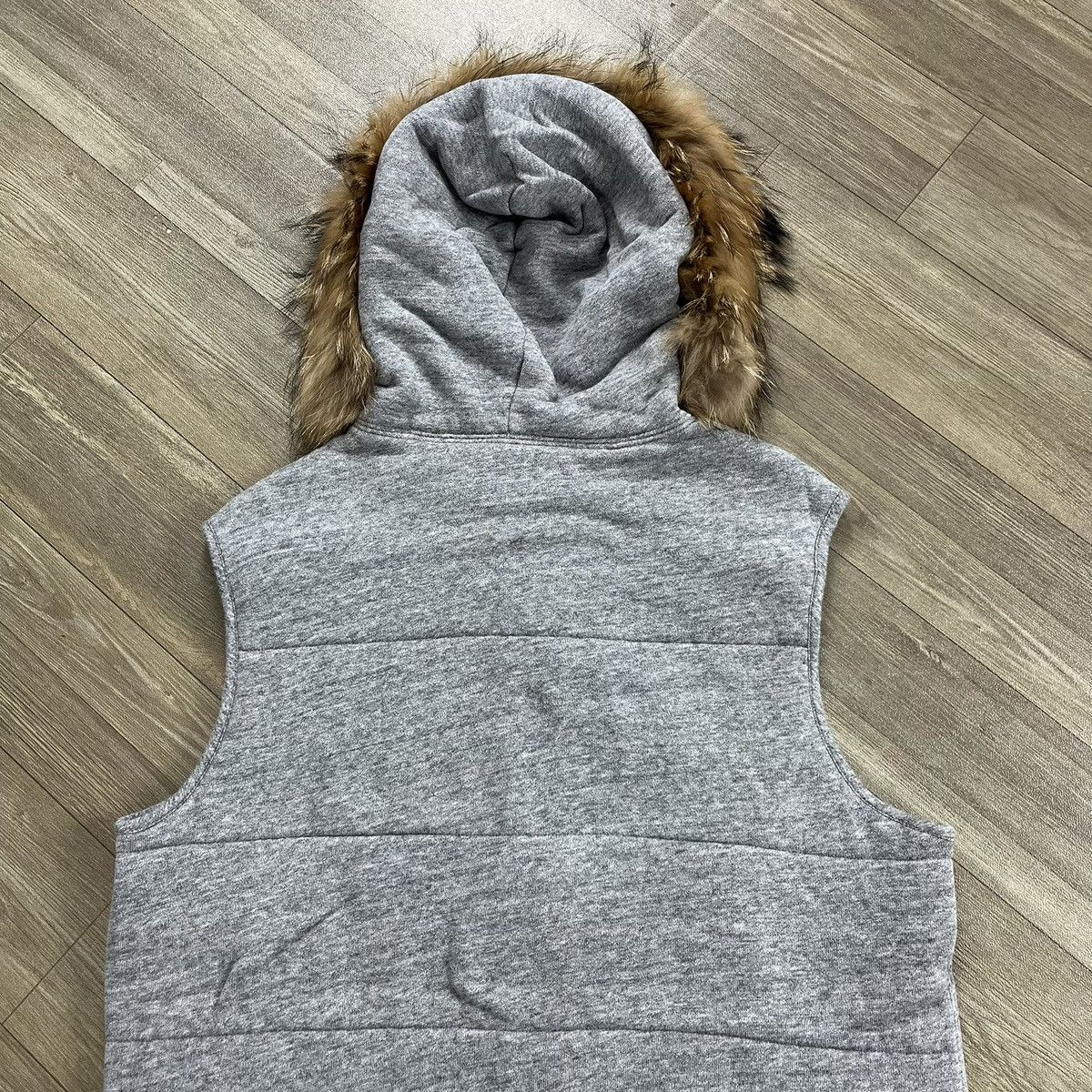 Polo Ralph Lauren 2000s Polo Ralph Lauren Gothic Lgb Vest Fur Down Jacket Size US M / EU 48-50 / 2 - 13 Thumbnail
