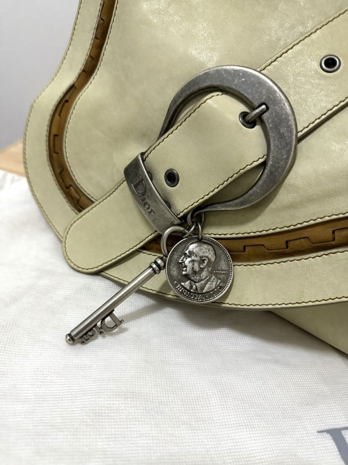 Dior 2007 Christian Dior gaucho Saddle bag John Galiano Size ONE SIZE - 7 Thumbnail