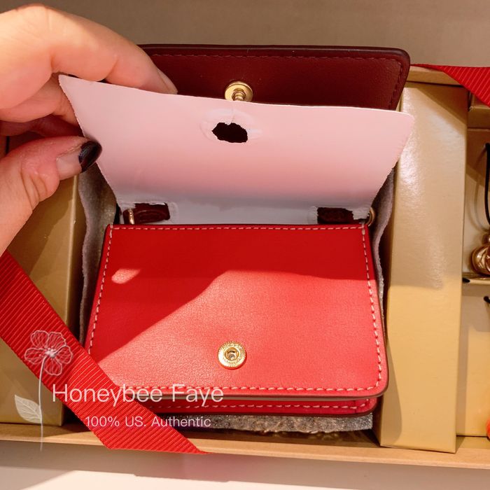 Coach Boxed Mini Wallet On A Chain Black Cherry - Averand