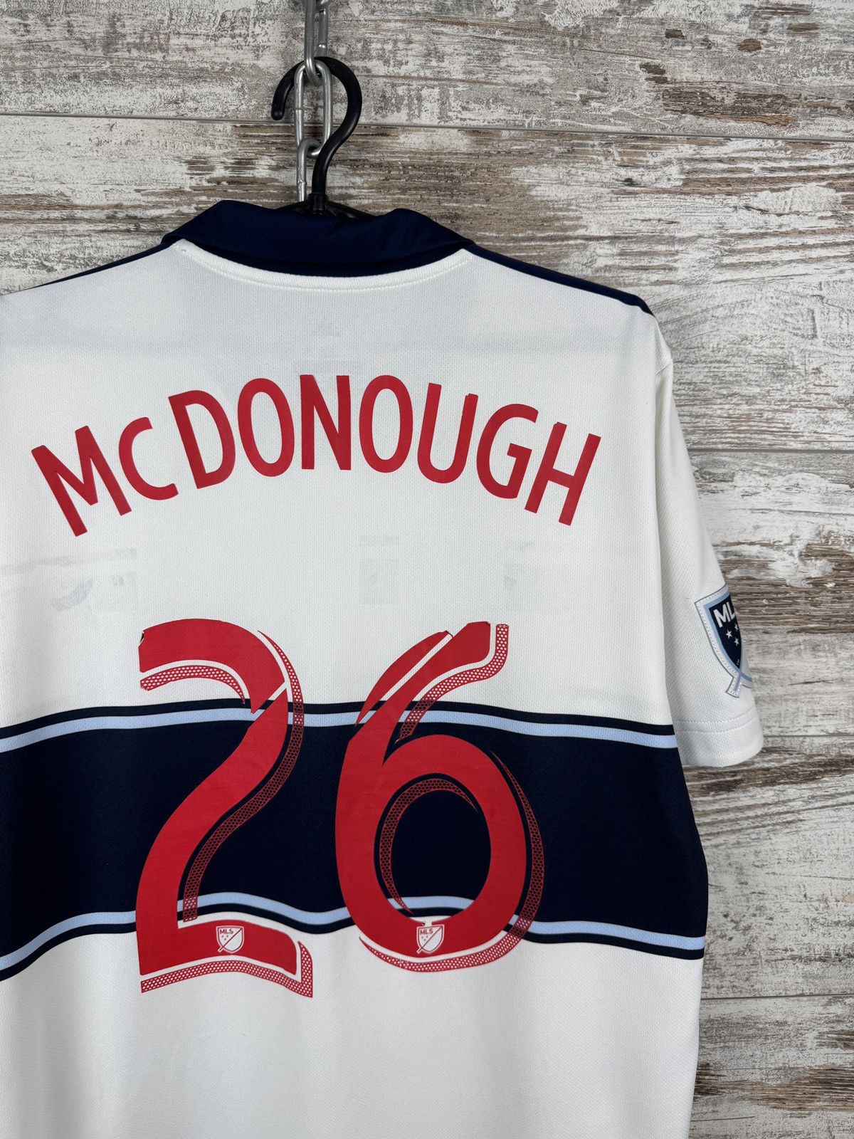 Adidas Mens Vintage Vancouver Whitecaps FC Mc Donough T-Shirt tee Size US M / EU 48-50 / 2 - 14 Thumbnail
