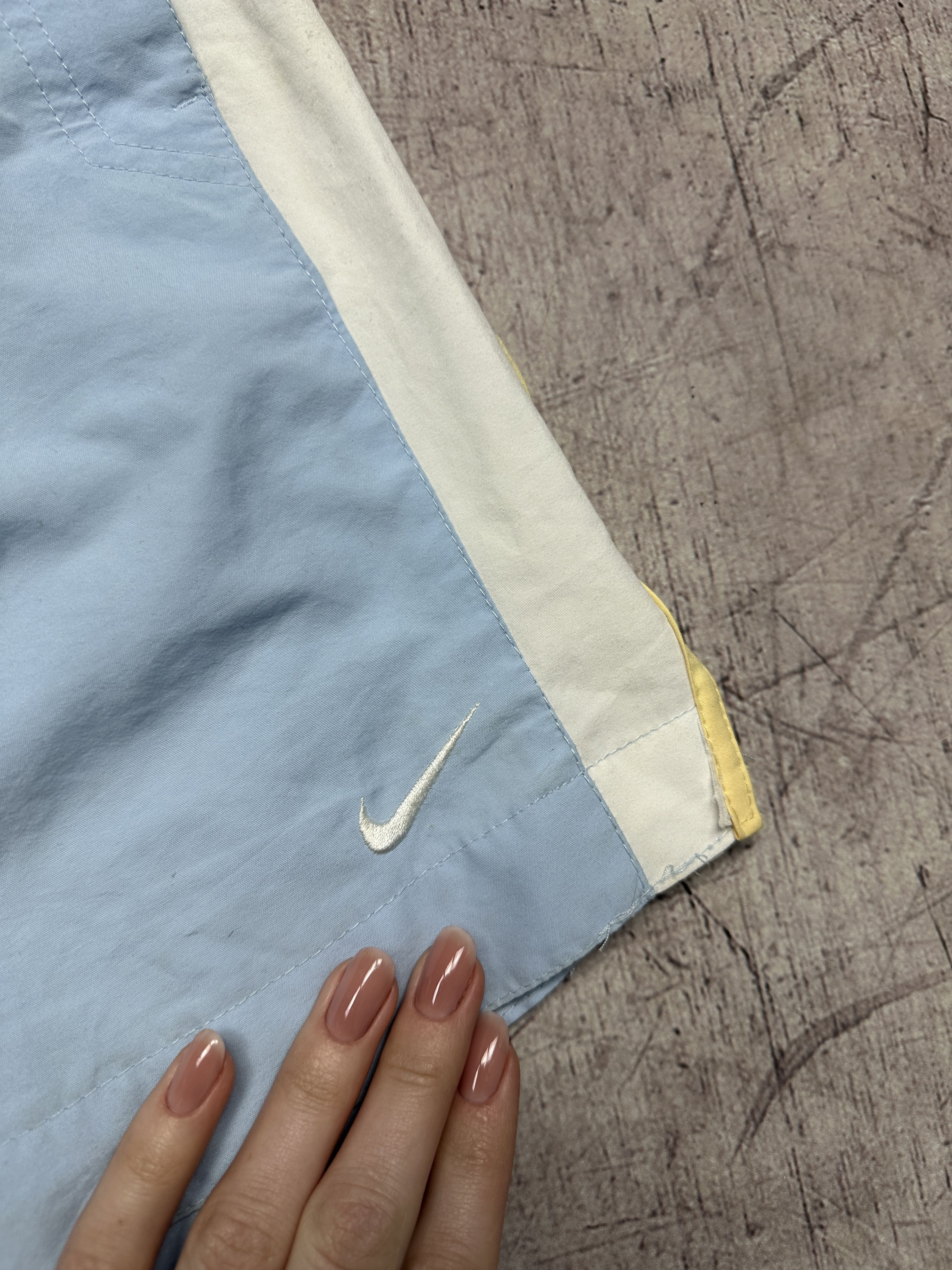 Nike Nike Vintage Mens Nylon Swimming Shorts Size US 34 / EU 50 - 3 Thumbnail