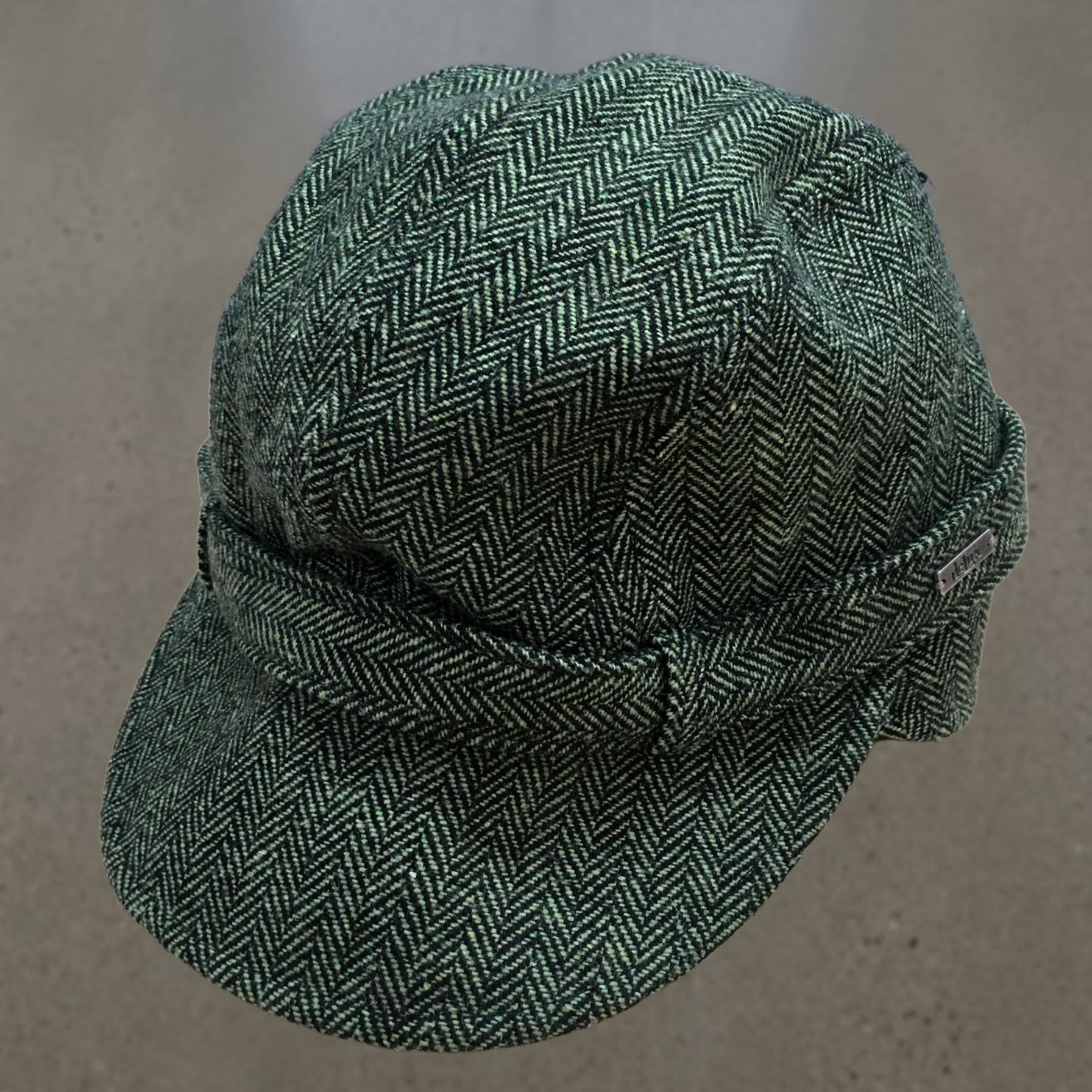 Vintage DeLux Army Cap Mens Womens Green M-L Fitted Buckle Curved Brim Polyester Blend Size ONE SIZE - 1 Thumbnail